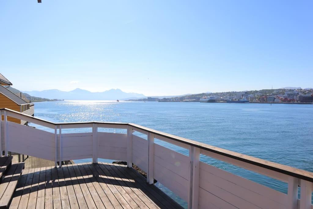 Panoramic Harbour View Apartment view 2