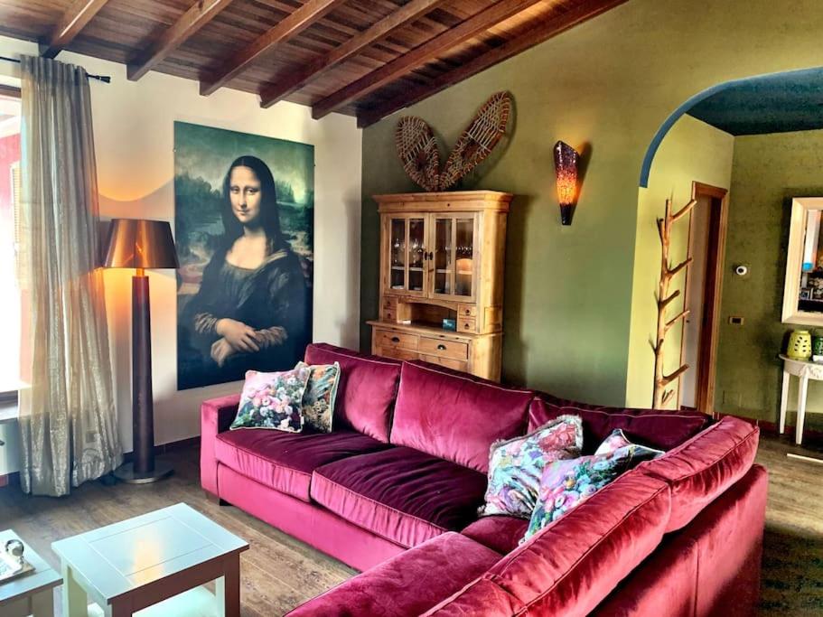 Luxe Villa Monte Rosa met zwembad in een wijngebied view 4