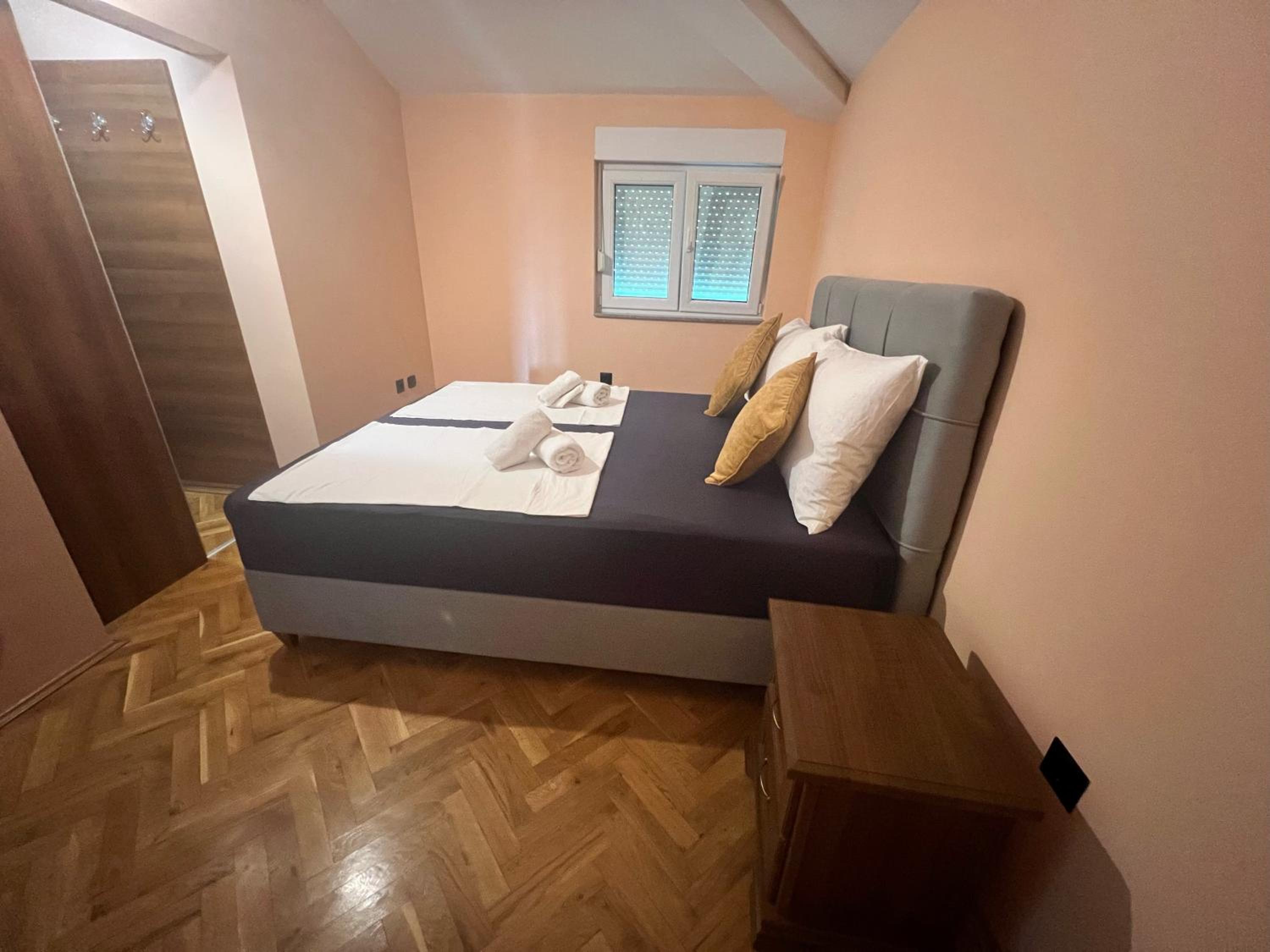 Apartment Elza
