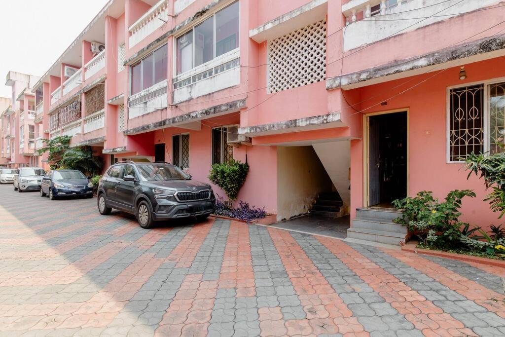 Ground Floor Studio With S Pool 3 Min Ride To Benaulim Beach view 5