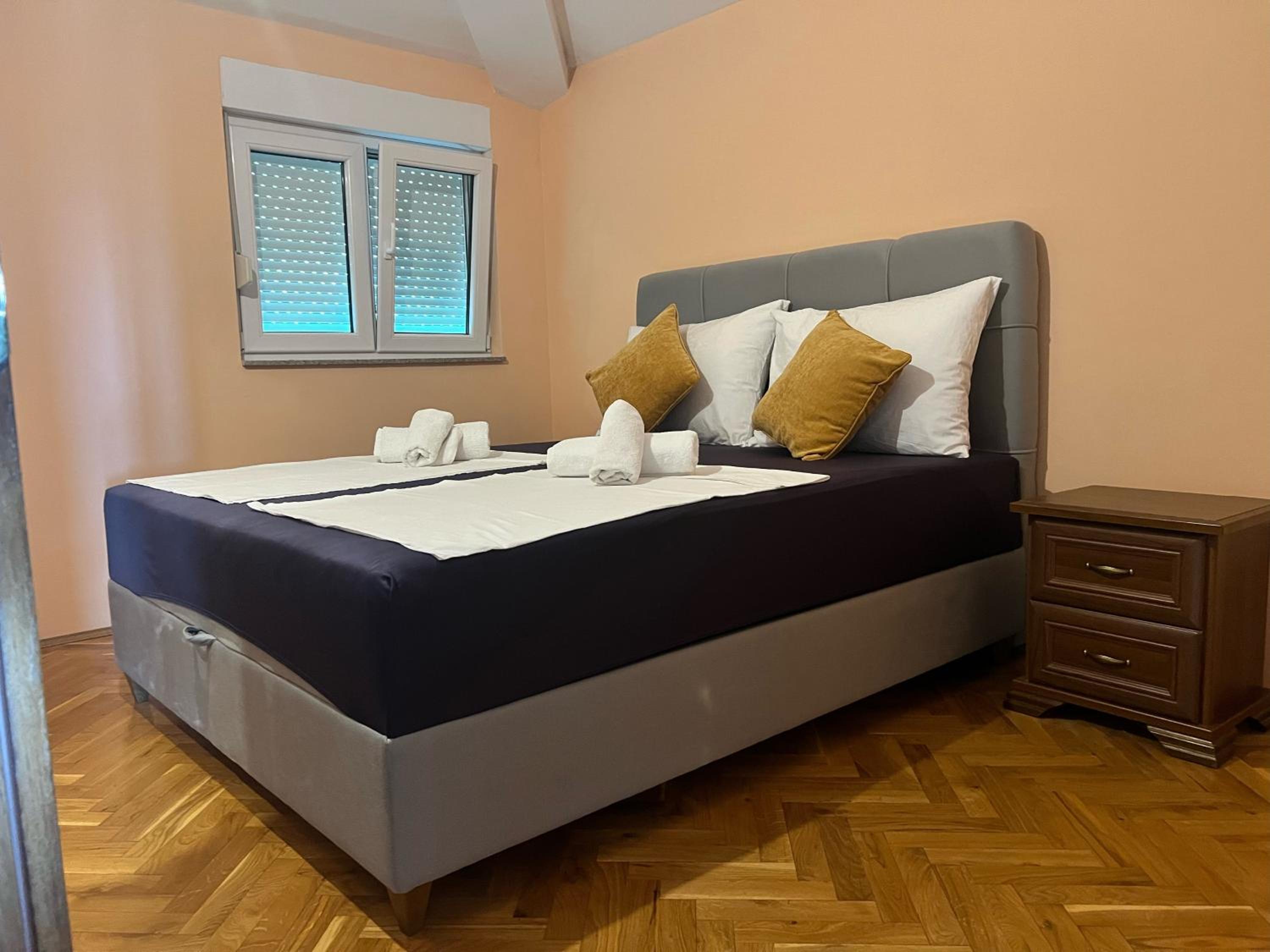 Apartment Elza