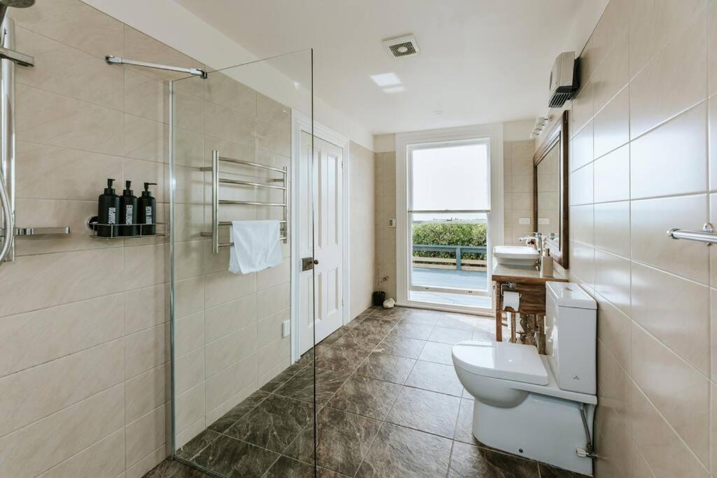 Seaview Villa on Tees view 2