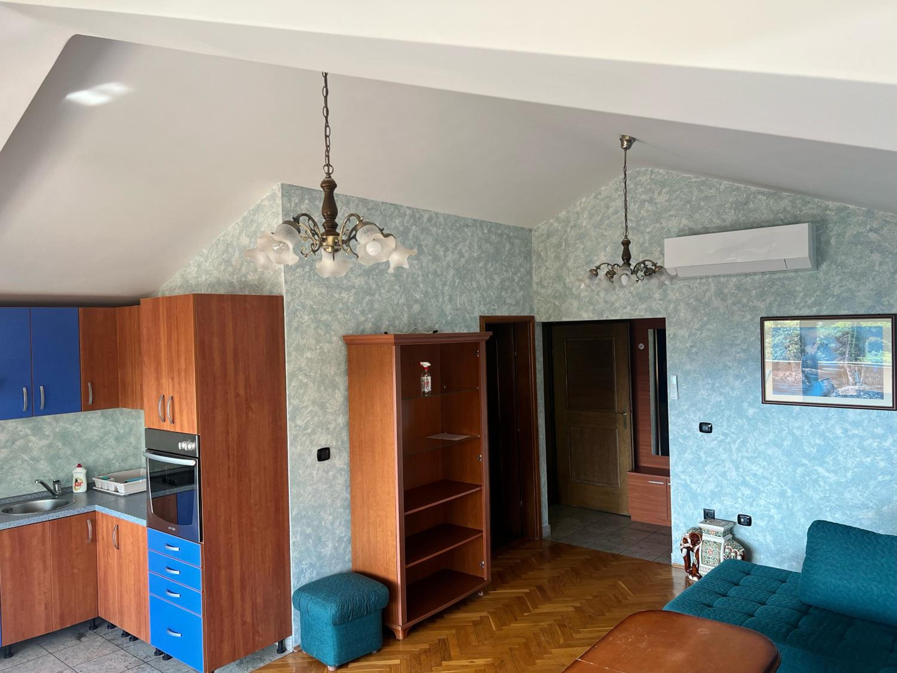 Apartment Elza