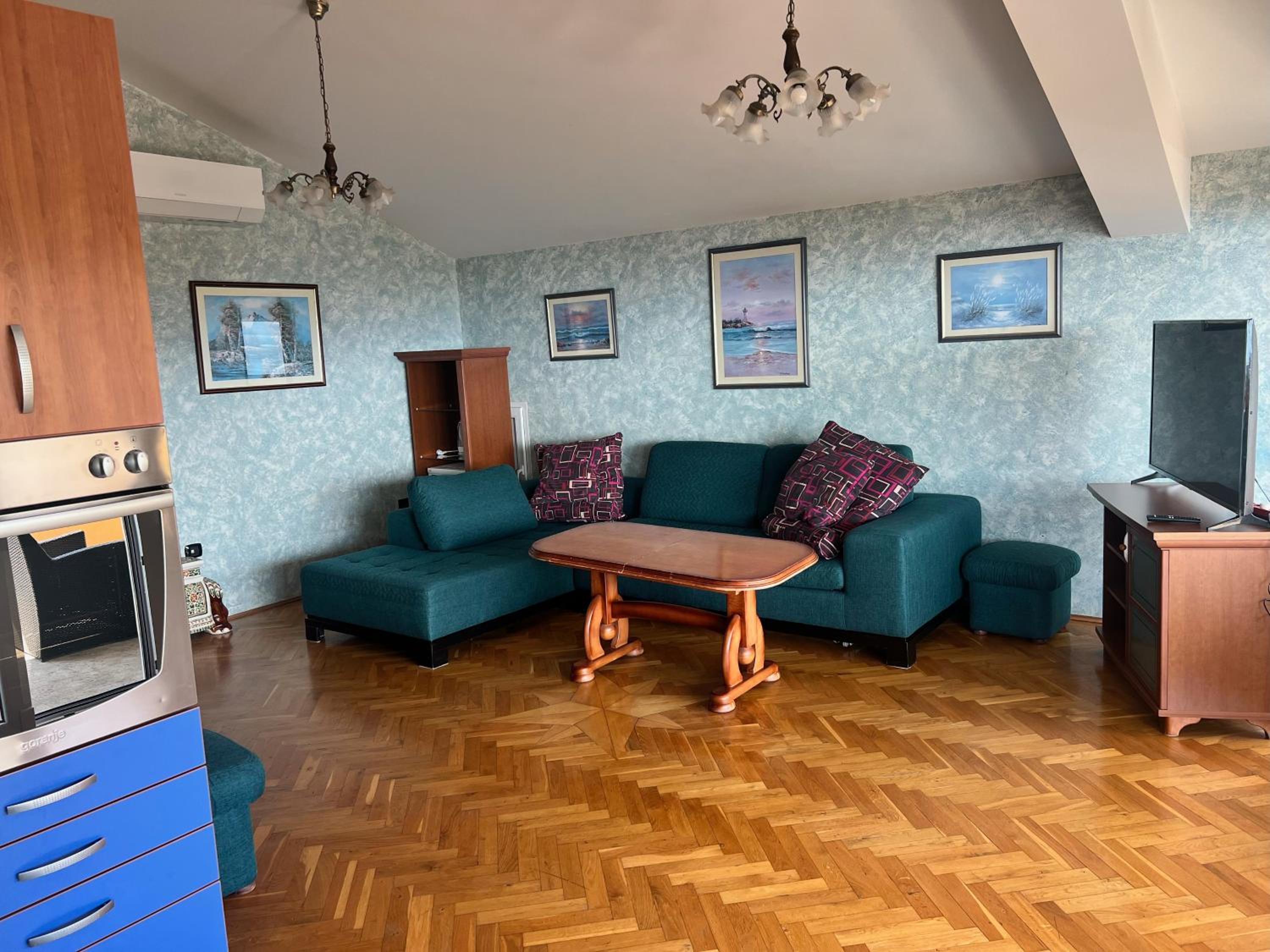 Apartment Elza