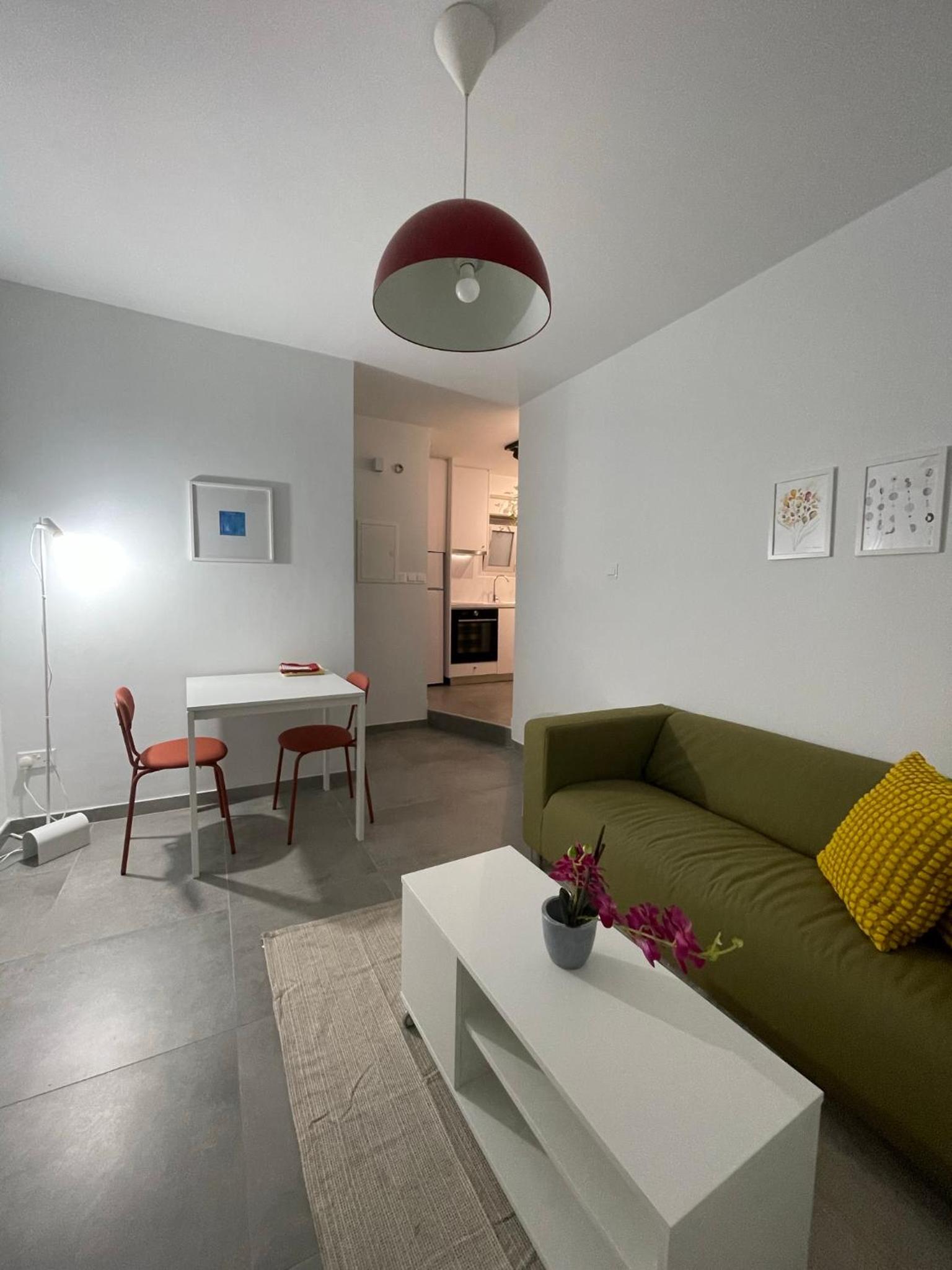 Cityscape Urban Apts