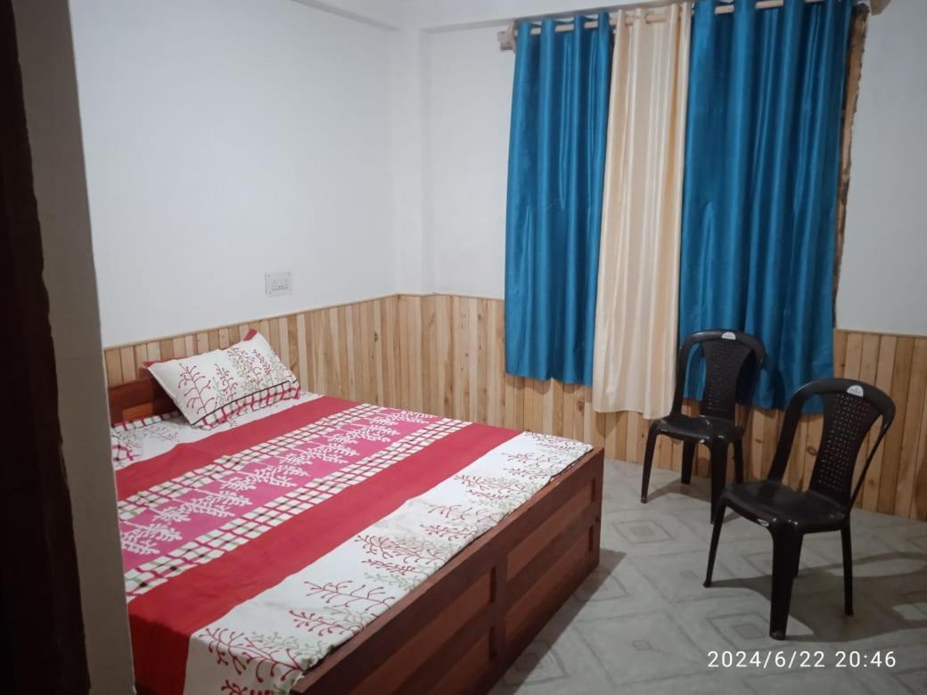 Royal Prashar Lake HomeStay view 5