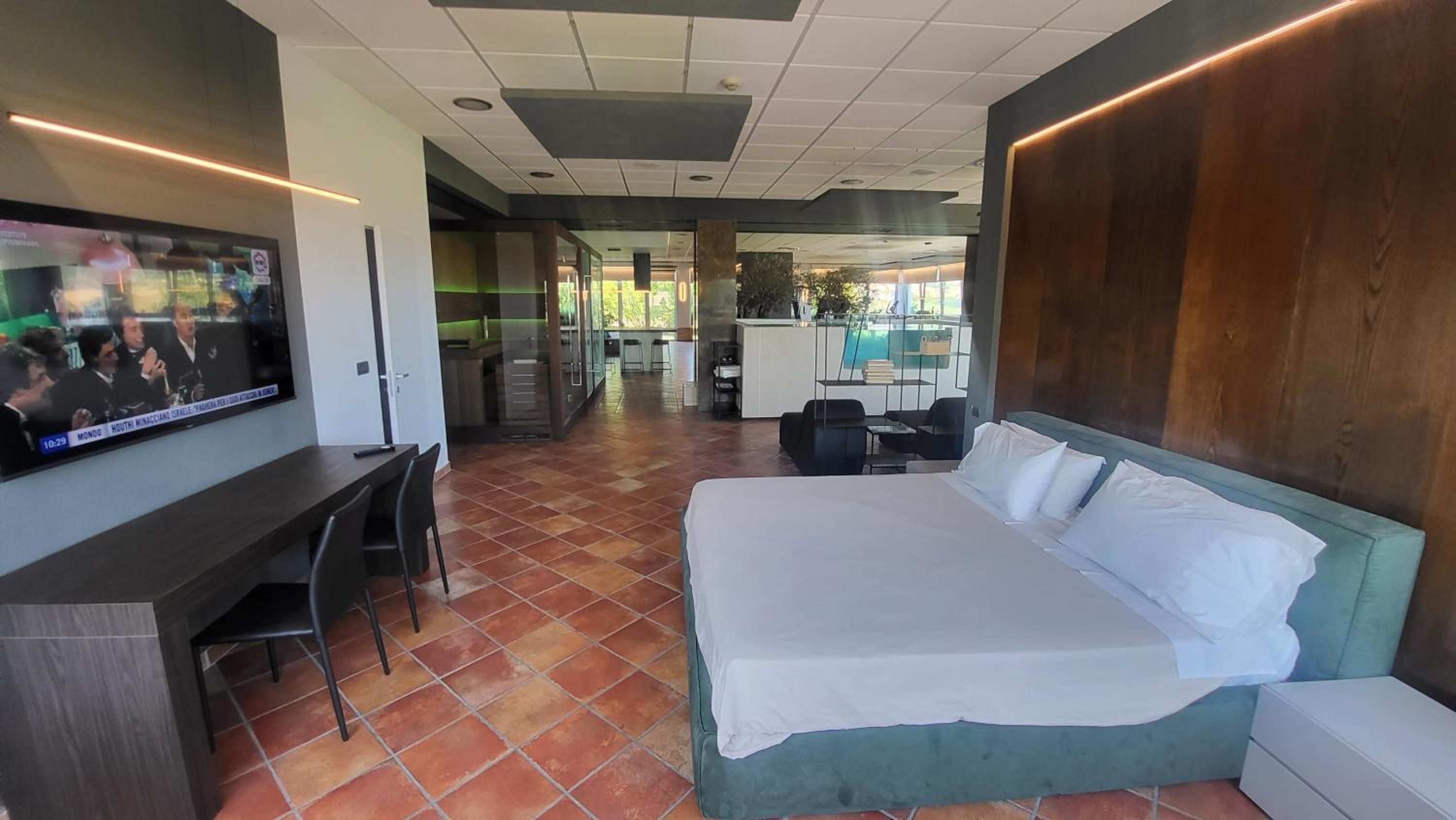 hotel room