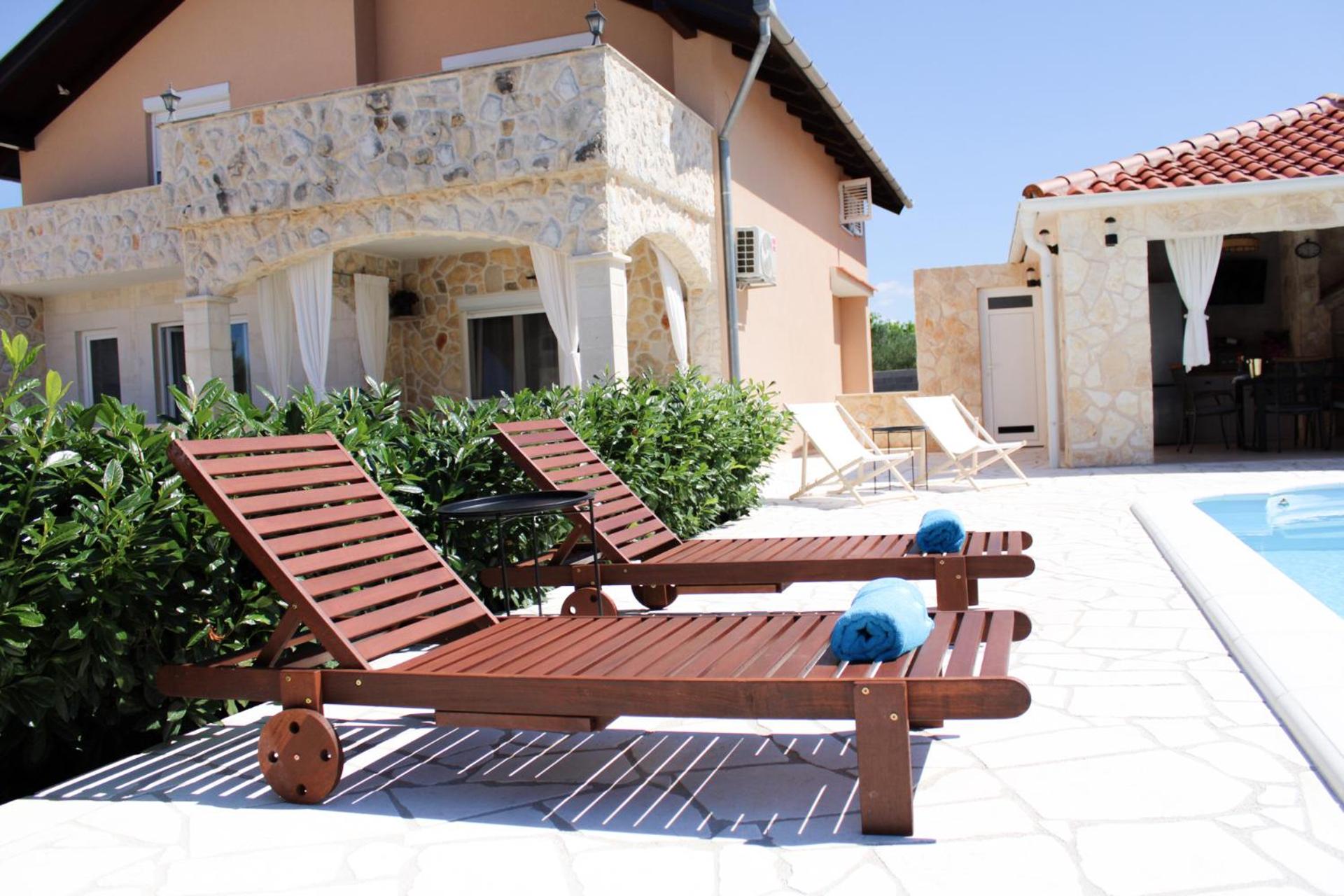 Holiday home Bevanda