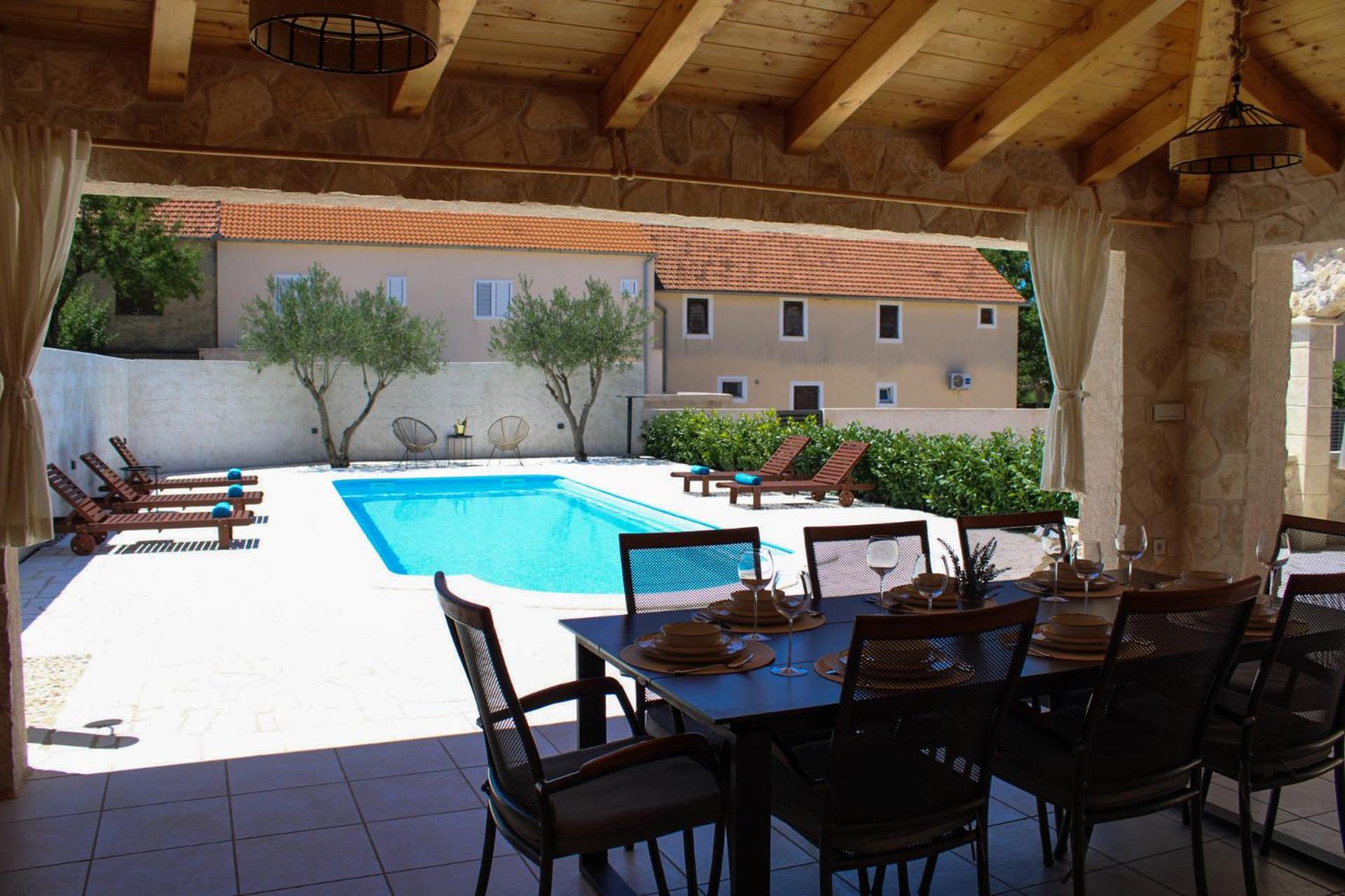 Holiday home Bevanda