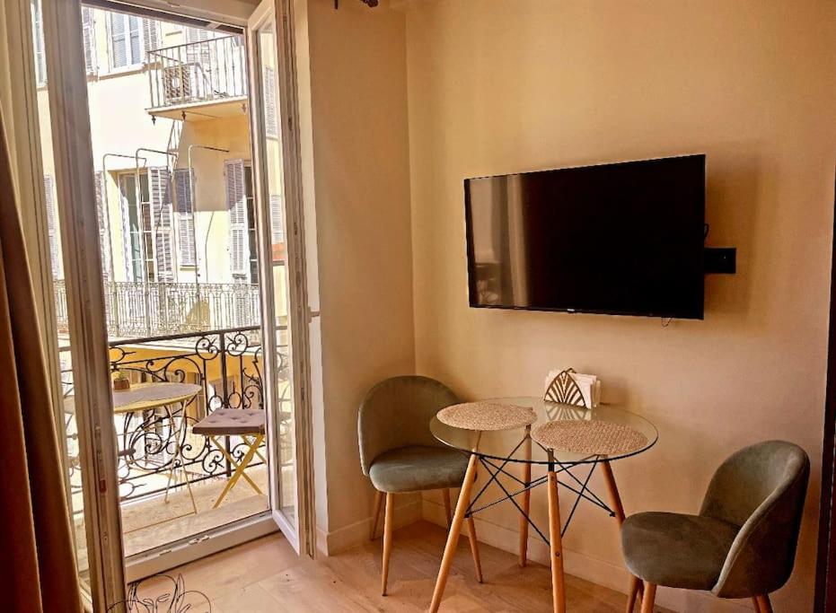 Masséna street, 2 rooms balcony