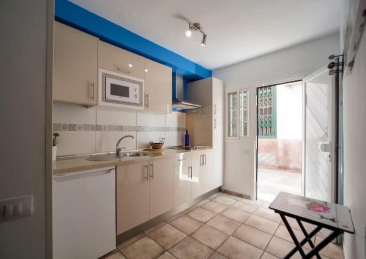 Estudio Parada Baja en Playa Santiago