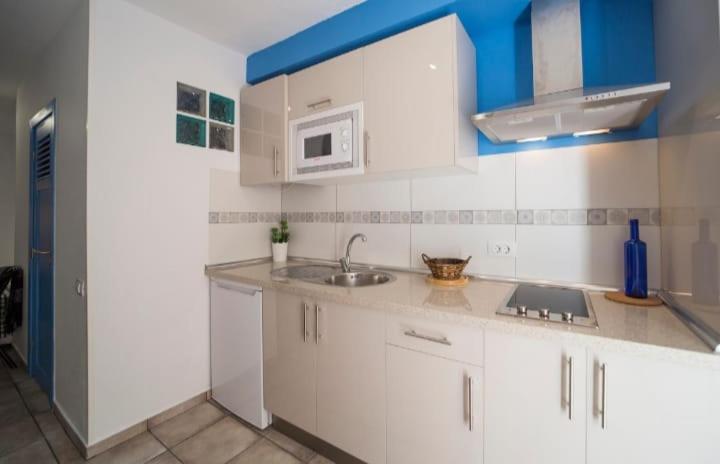 Estudio Parada Baja en Playa Santiago
