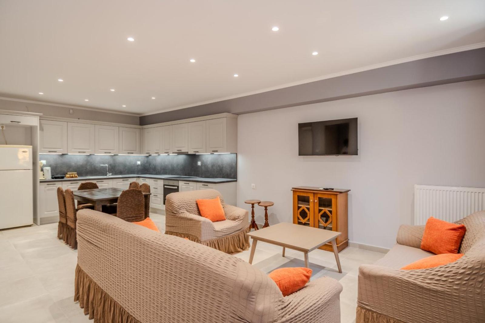 Dionysis Elegant Cozy Apartment