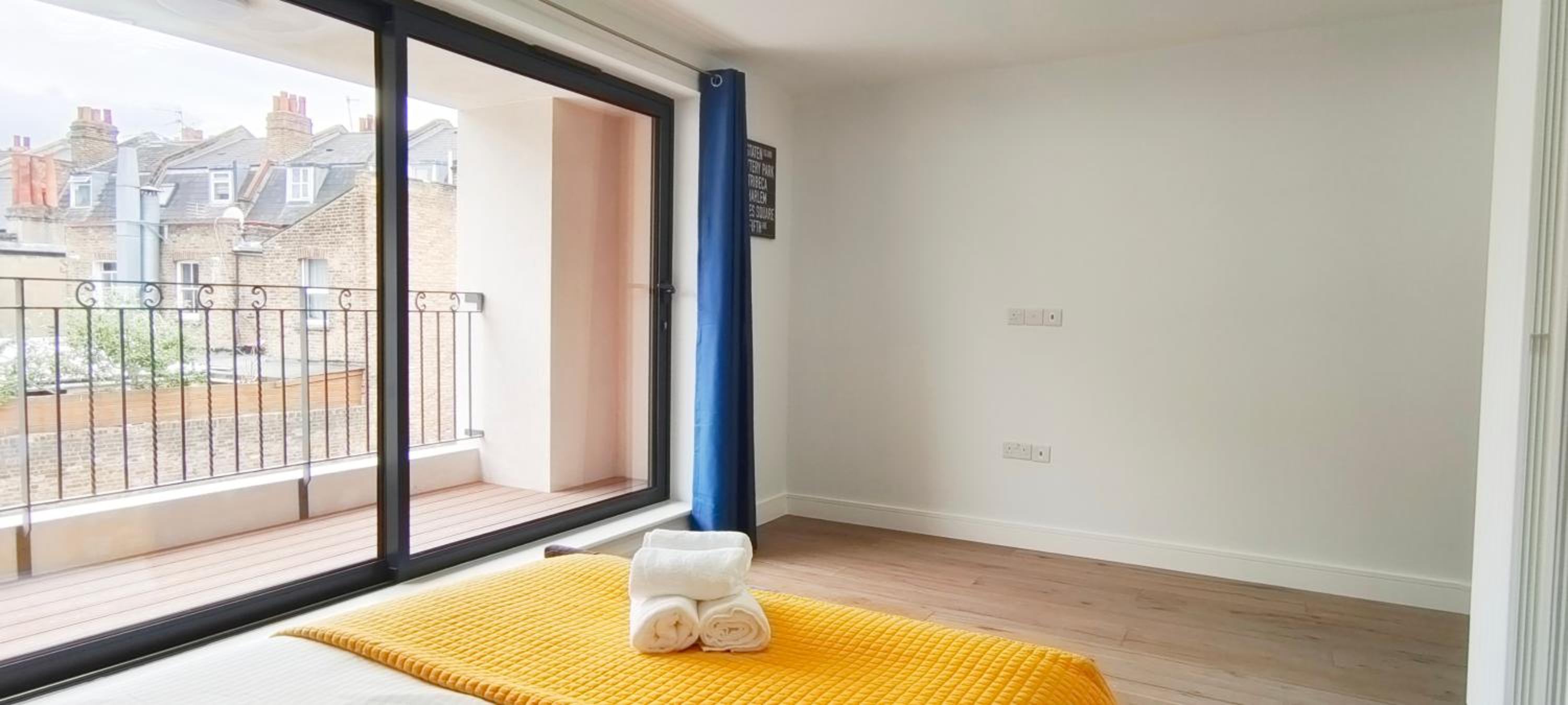 Luxurious and Modern 3b3b Apartment in Hammersmith