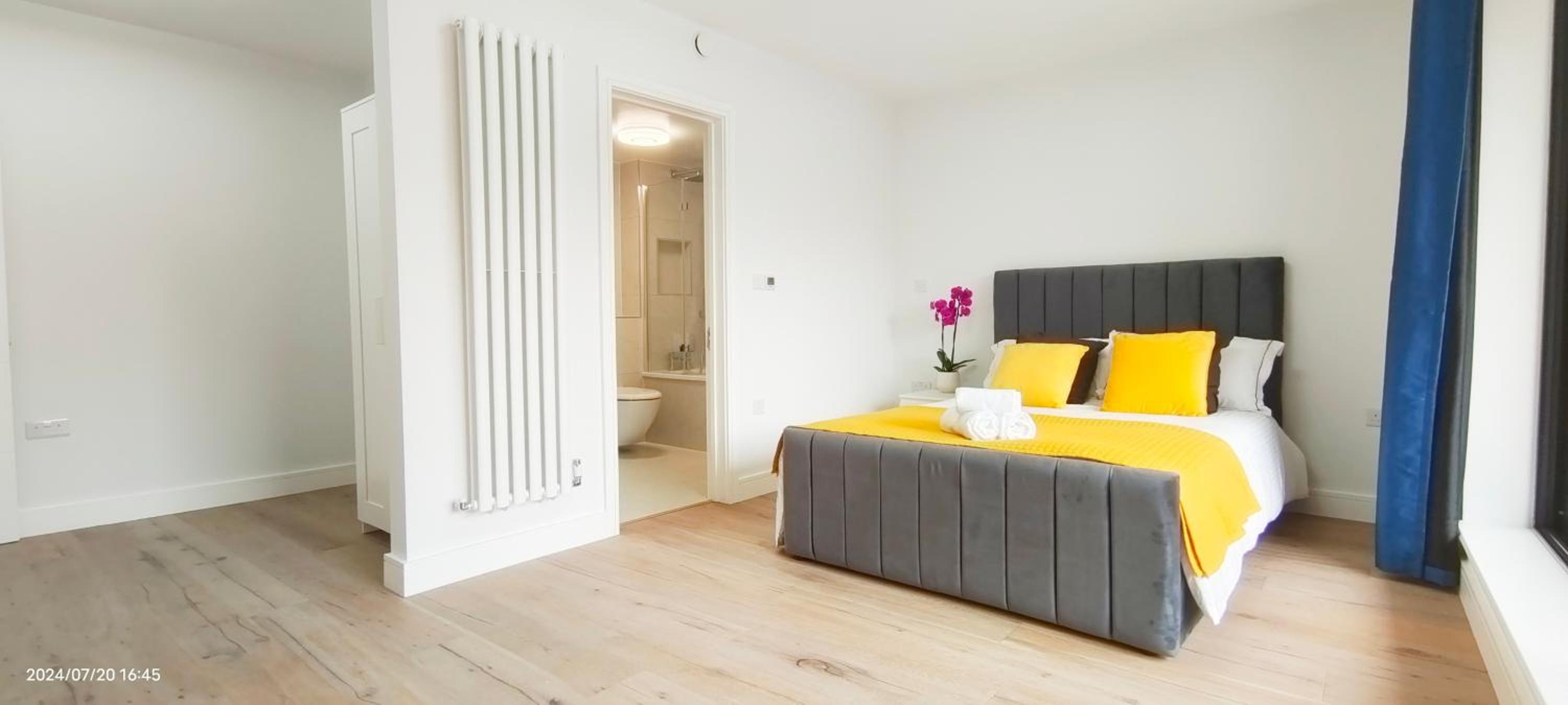 Luxurious and Modern 3b3b Apartment in Hammersmith