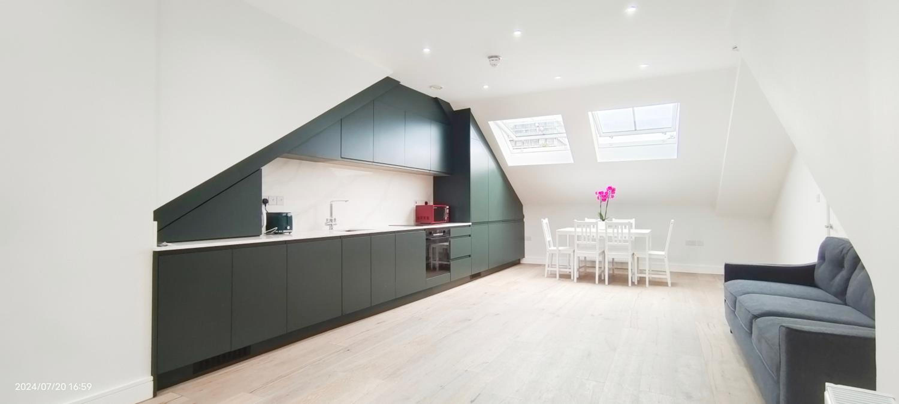 Luxurious and Modern 3b3b Apartment in Hammersmith