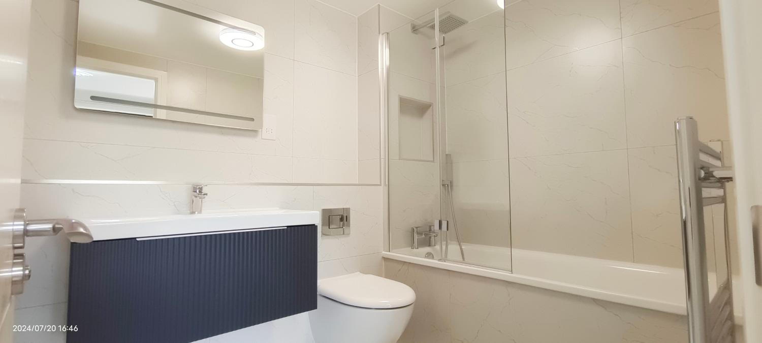 Luxurious and Modern 3b3b Apartment in Hammersmith
