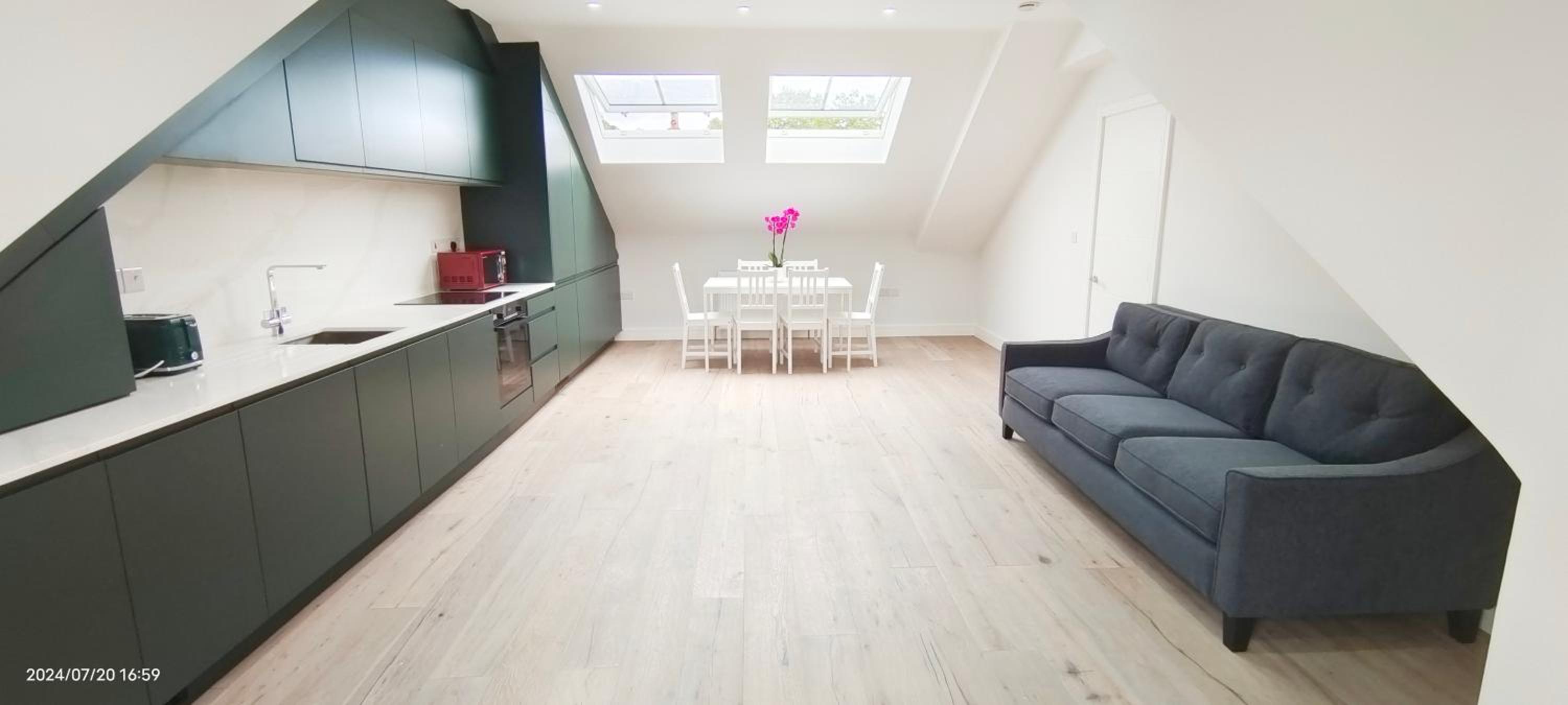 Luxurious and Modern 3b3b Apartment in Hammersmith
