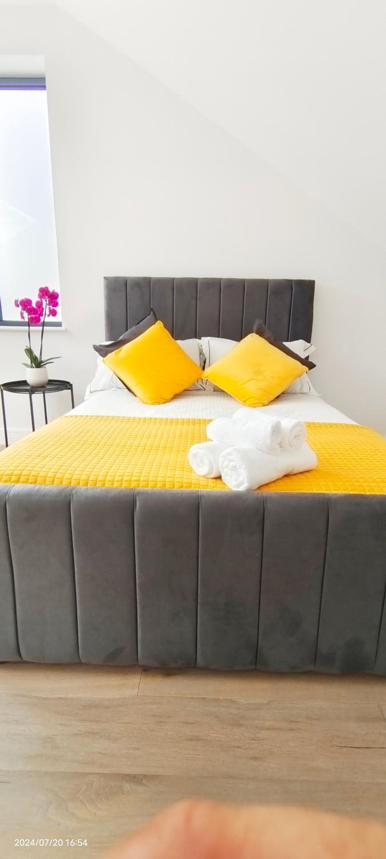 Luxurious and Modern 3b3b Apartment in Hammersmith