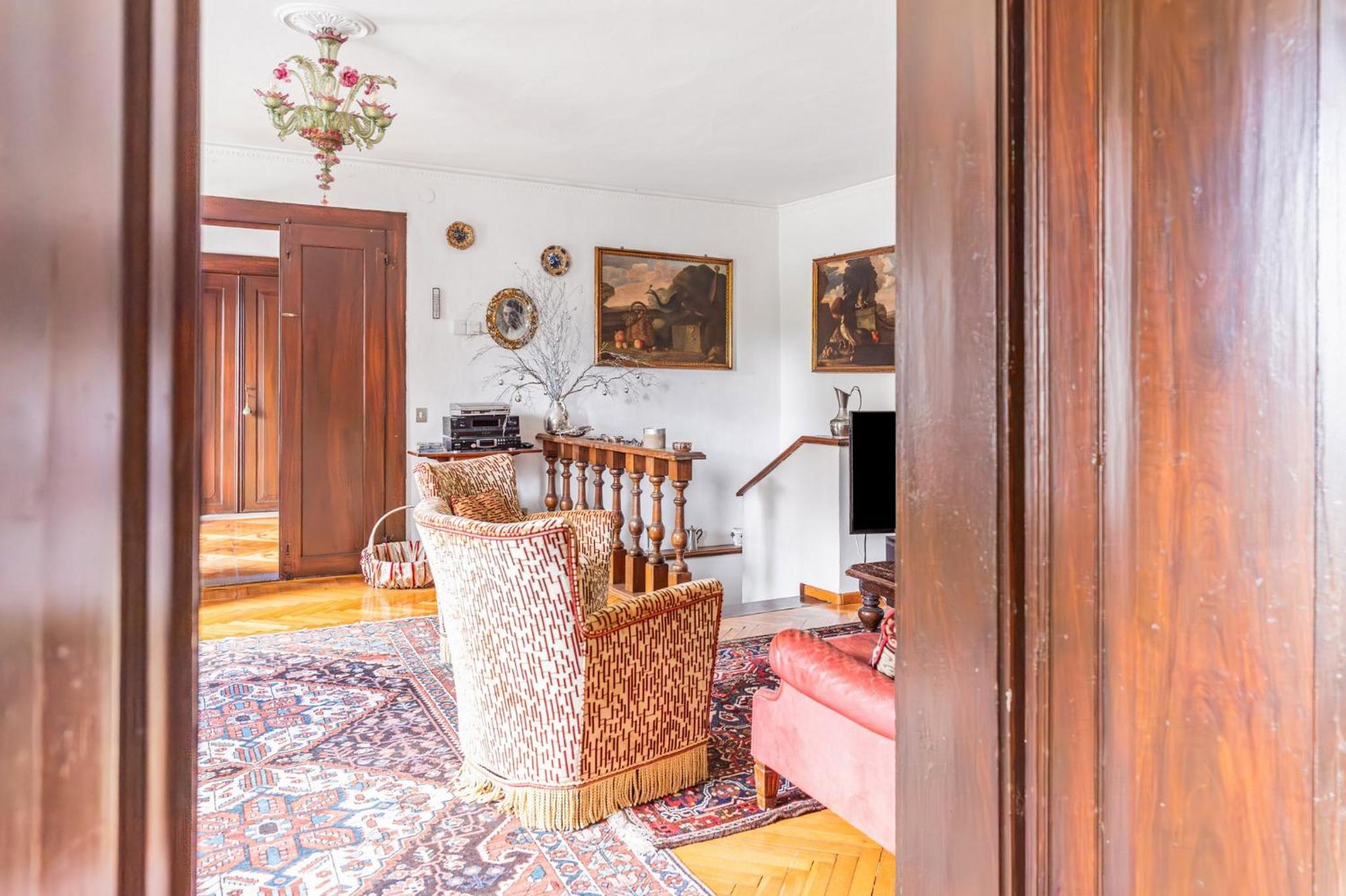 GuestHost - Timeless Charm - Stunning Apt in Villa