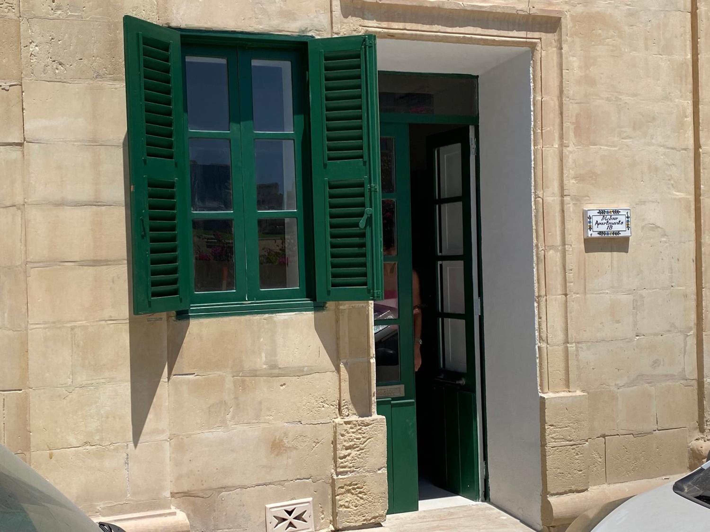Stylish Typical Maltese Getaway close to the sea view 2