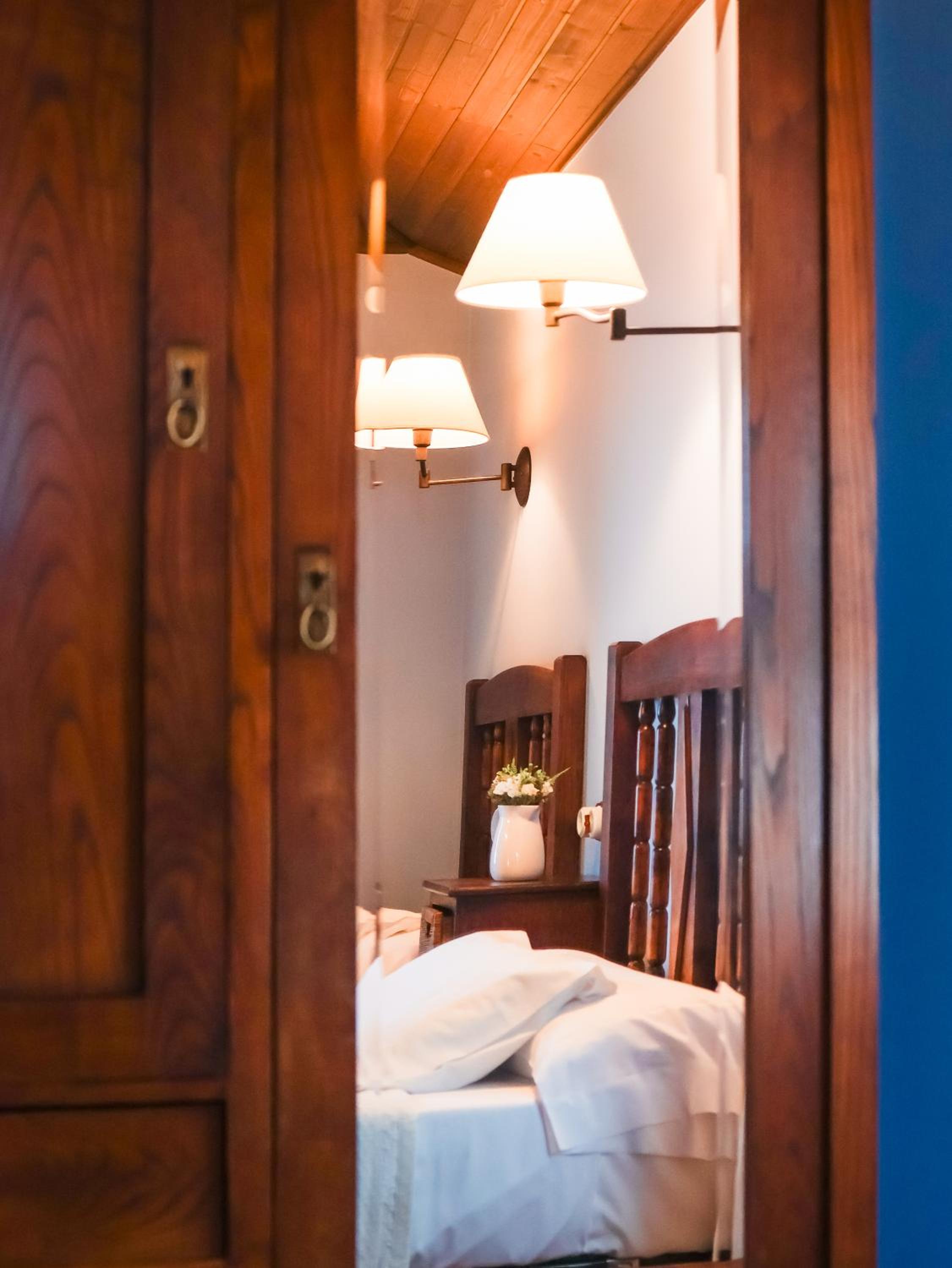 Casa Puertas Bed & Breakfast sl
