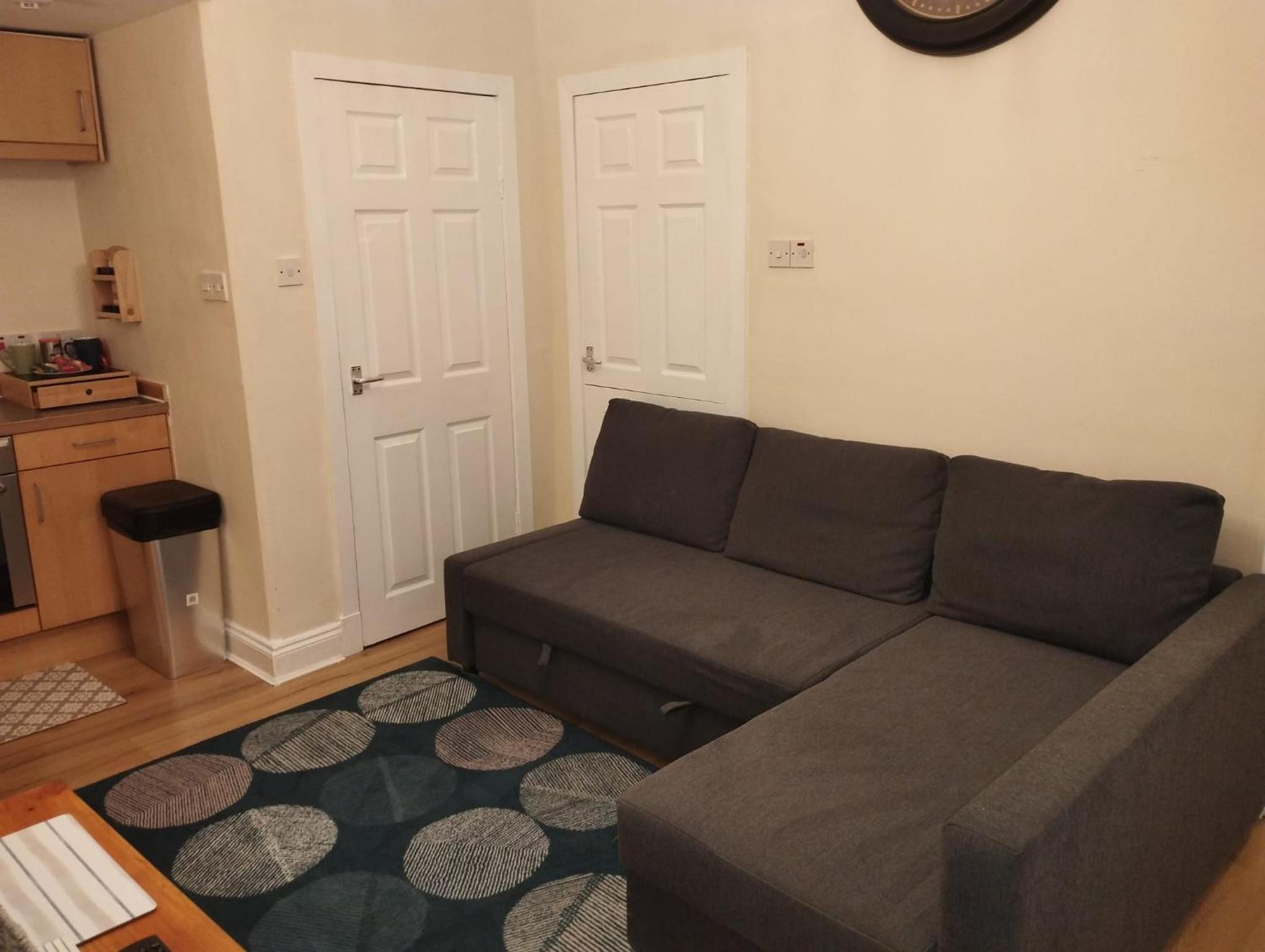 One Bedroom Flat in Central Edinburgh Old Town , Heart of Edinburgh Flat Sleeps 4 view 4
