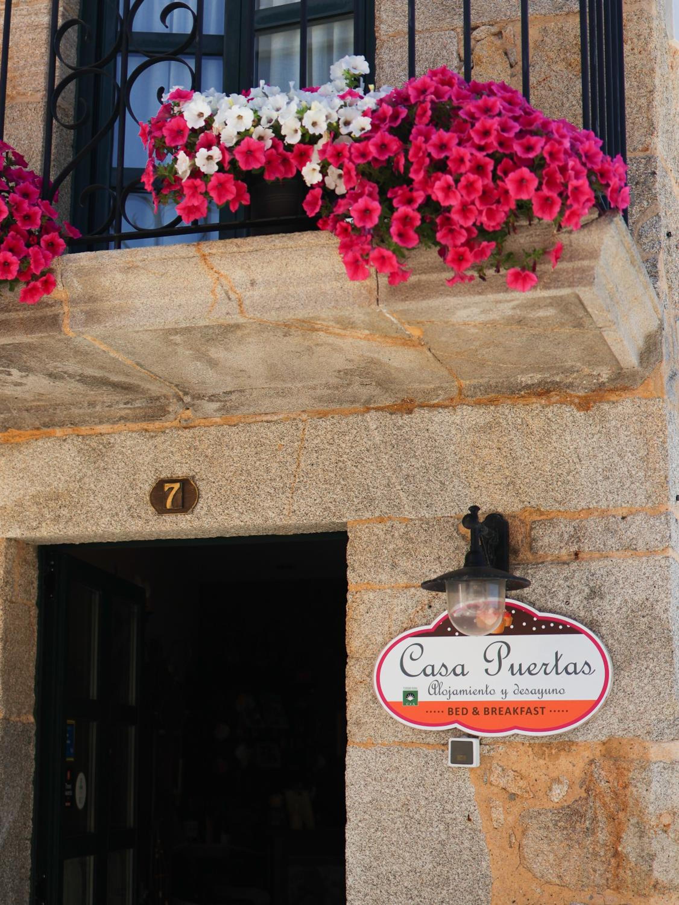 Casa Puertas Bed & Breakfast sl