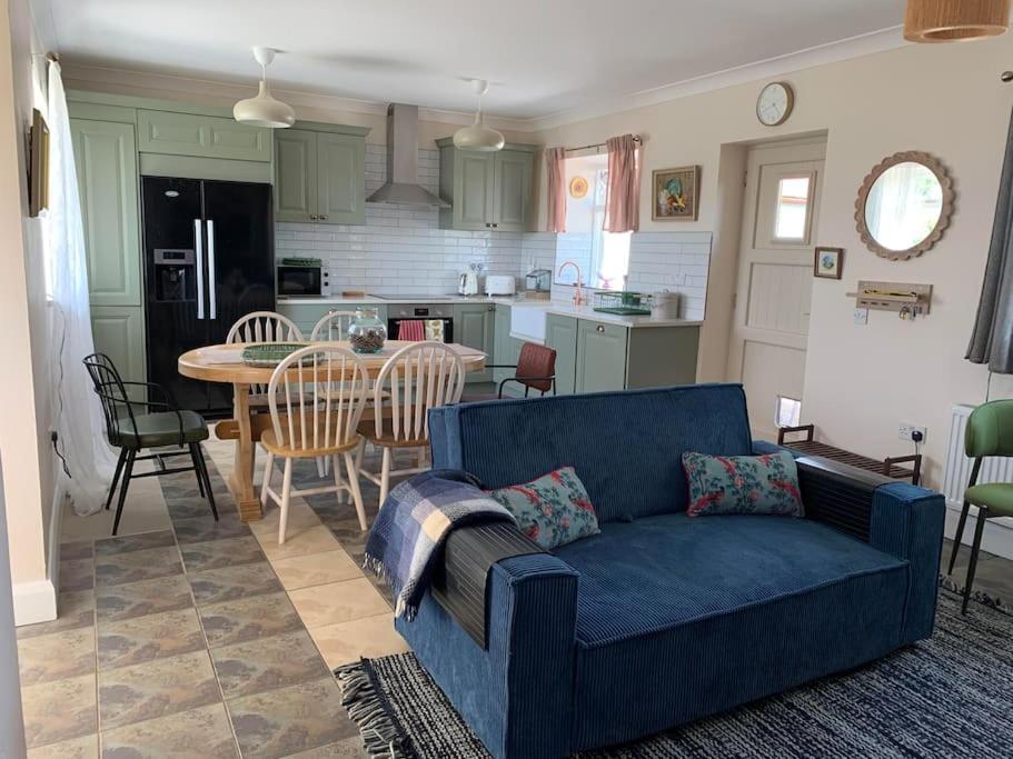 Charming Farmland Escape in the Heart of Ireland view 5