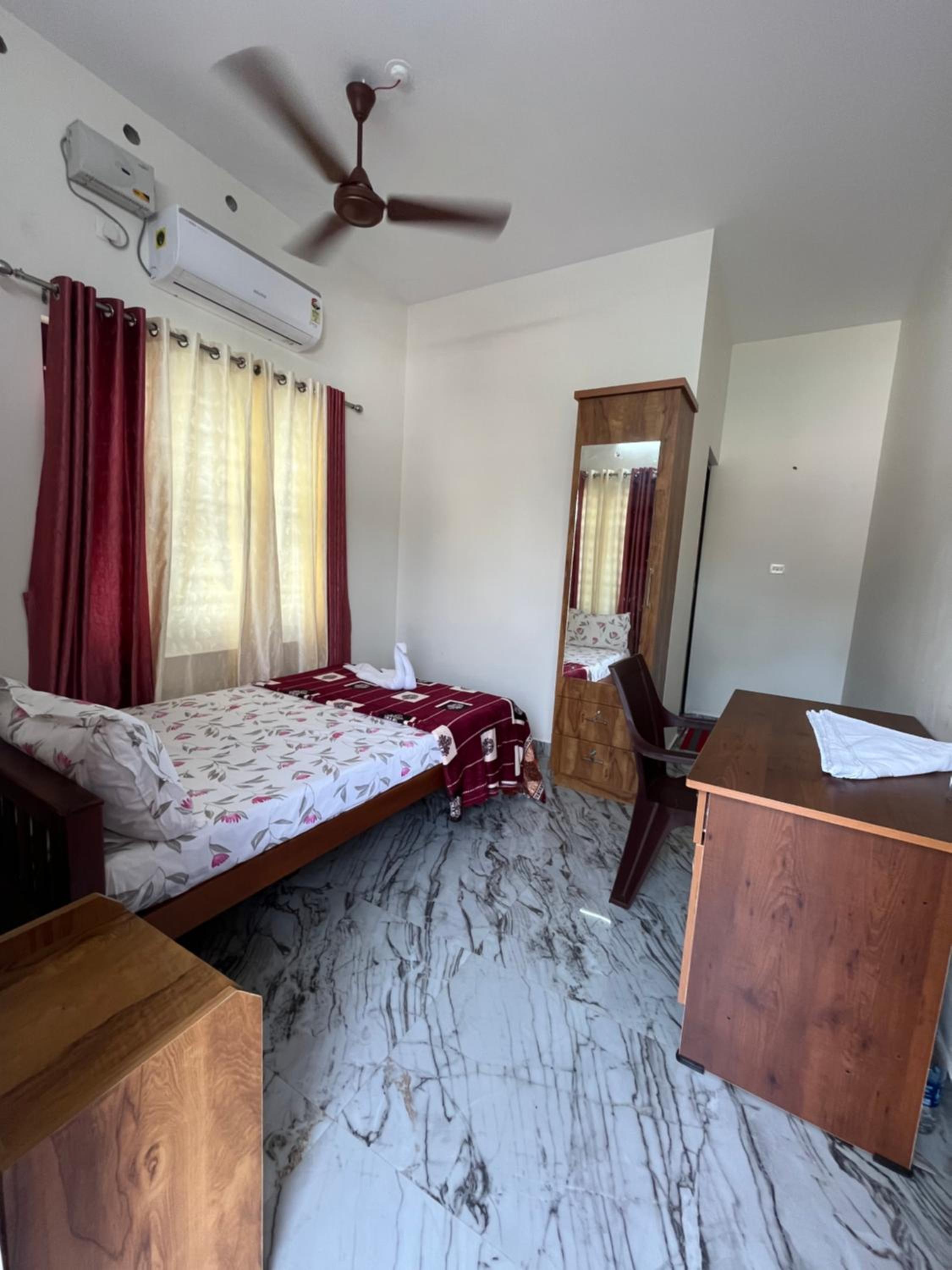 LA -Verna Beach Home view 2