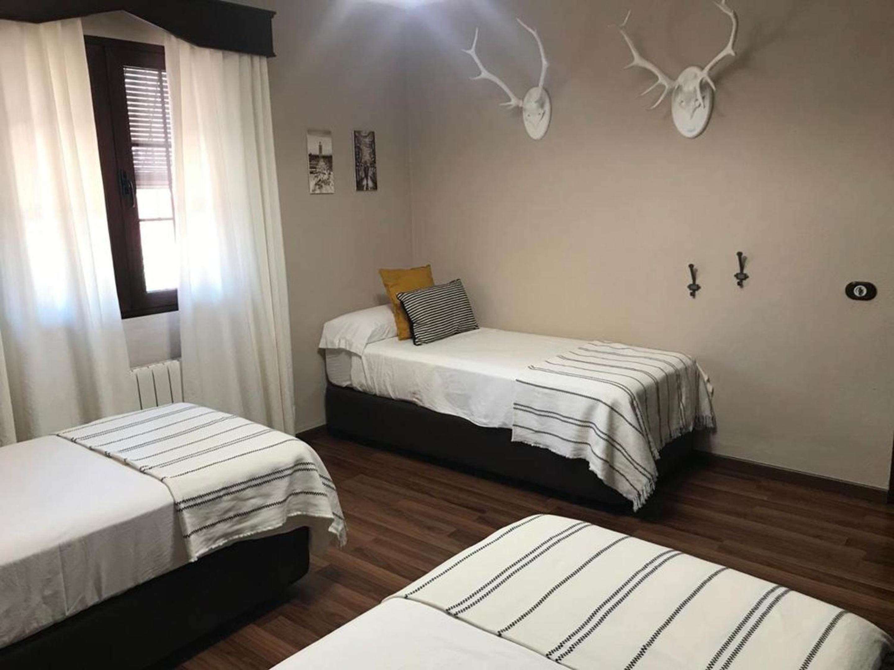 Spacious Villa with Private Pool in Hornachuelos view 2
