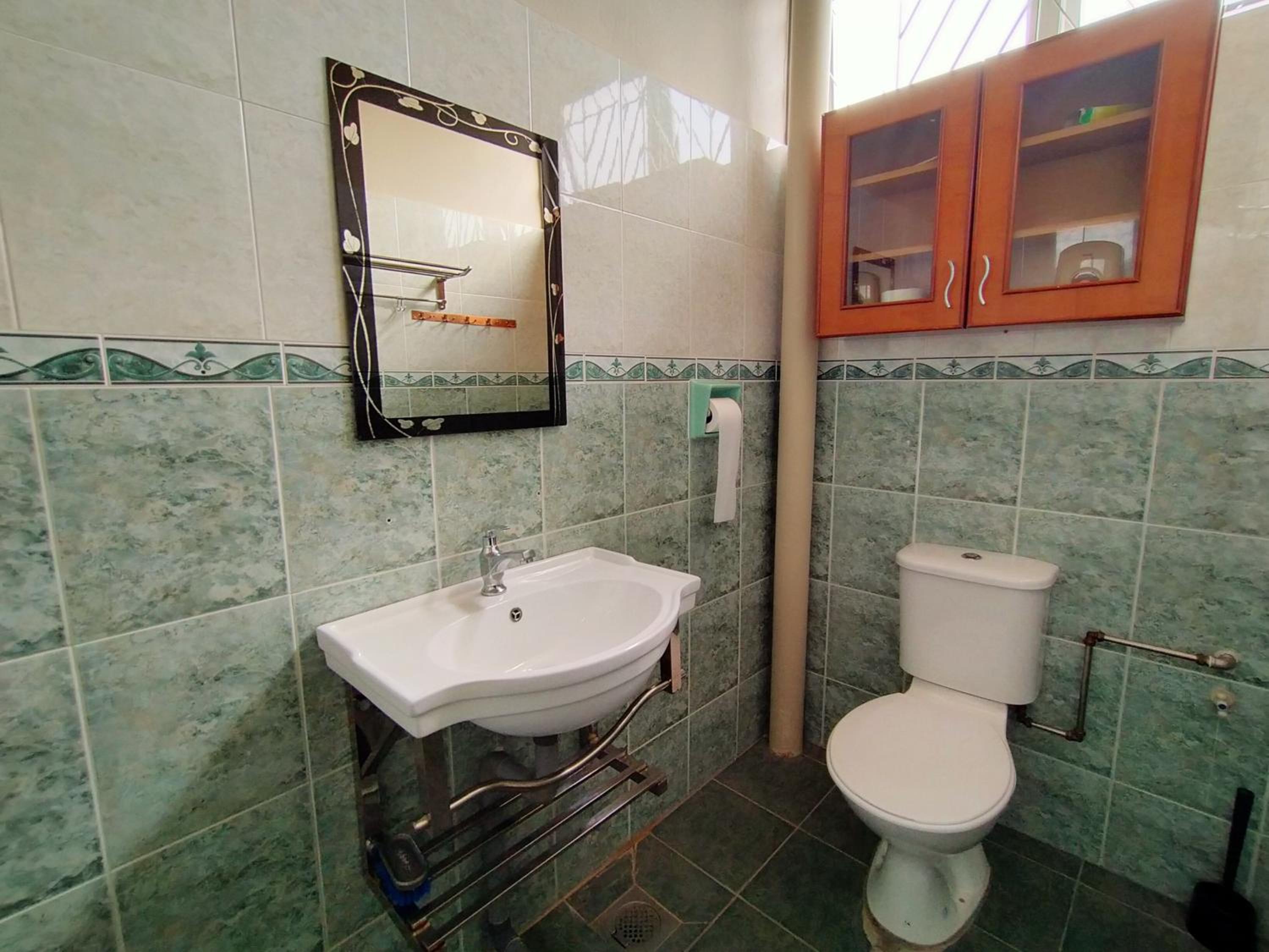 Malim Joyous Homestay - rent room only