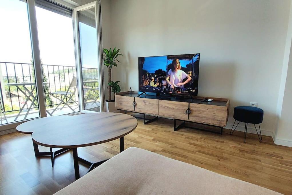 Urban Escape Apartment view 2
