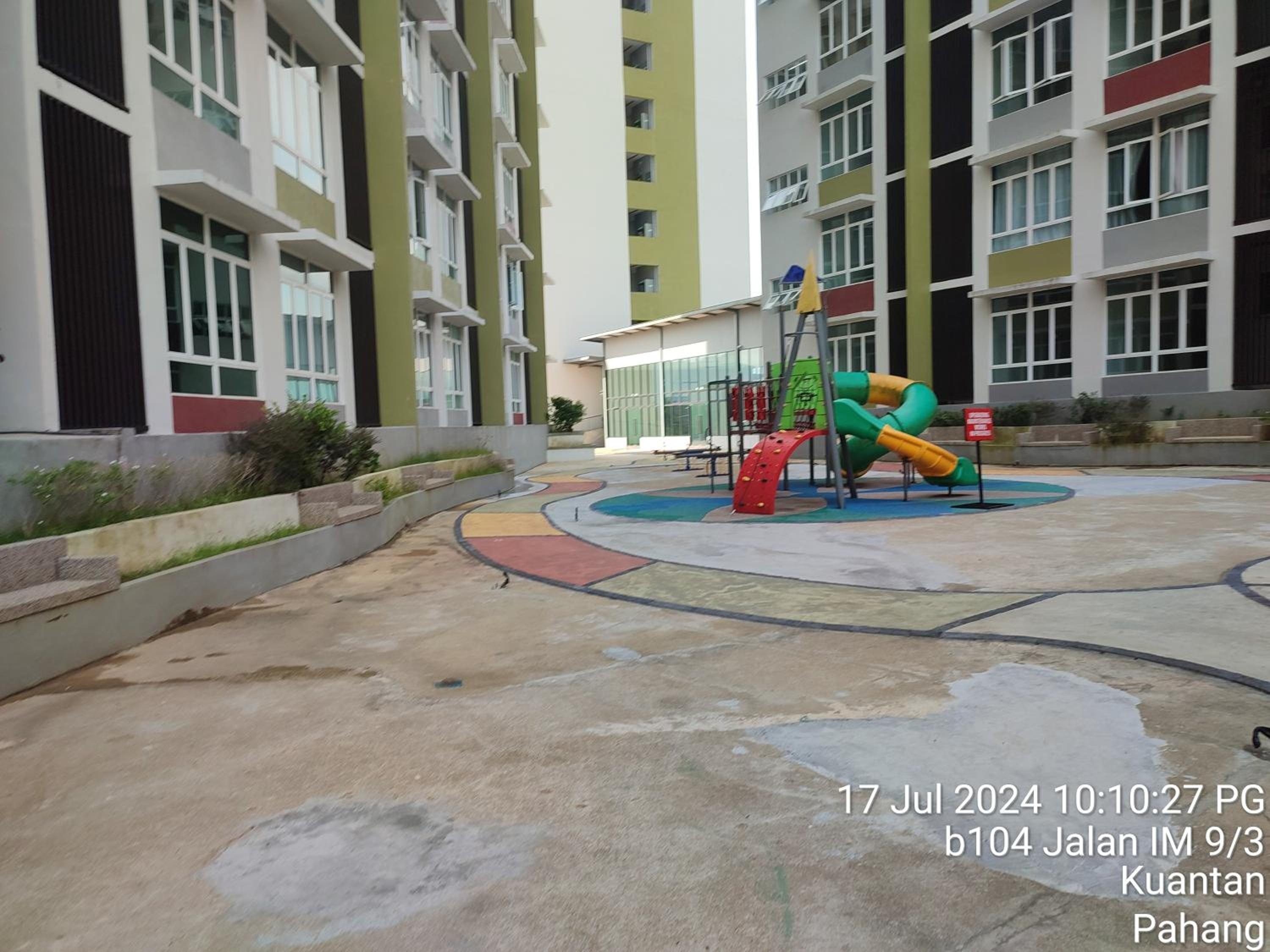 Photo 10