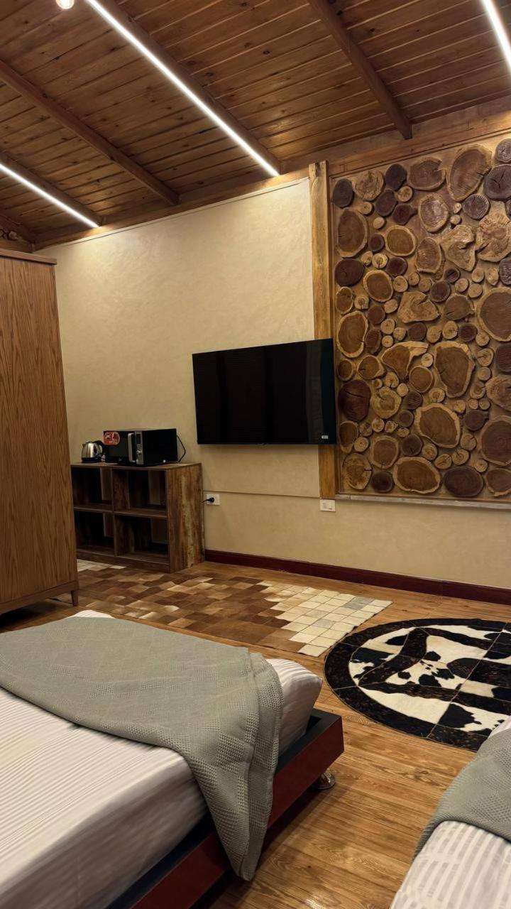 Gold Island Resort
