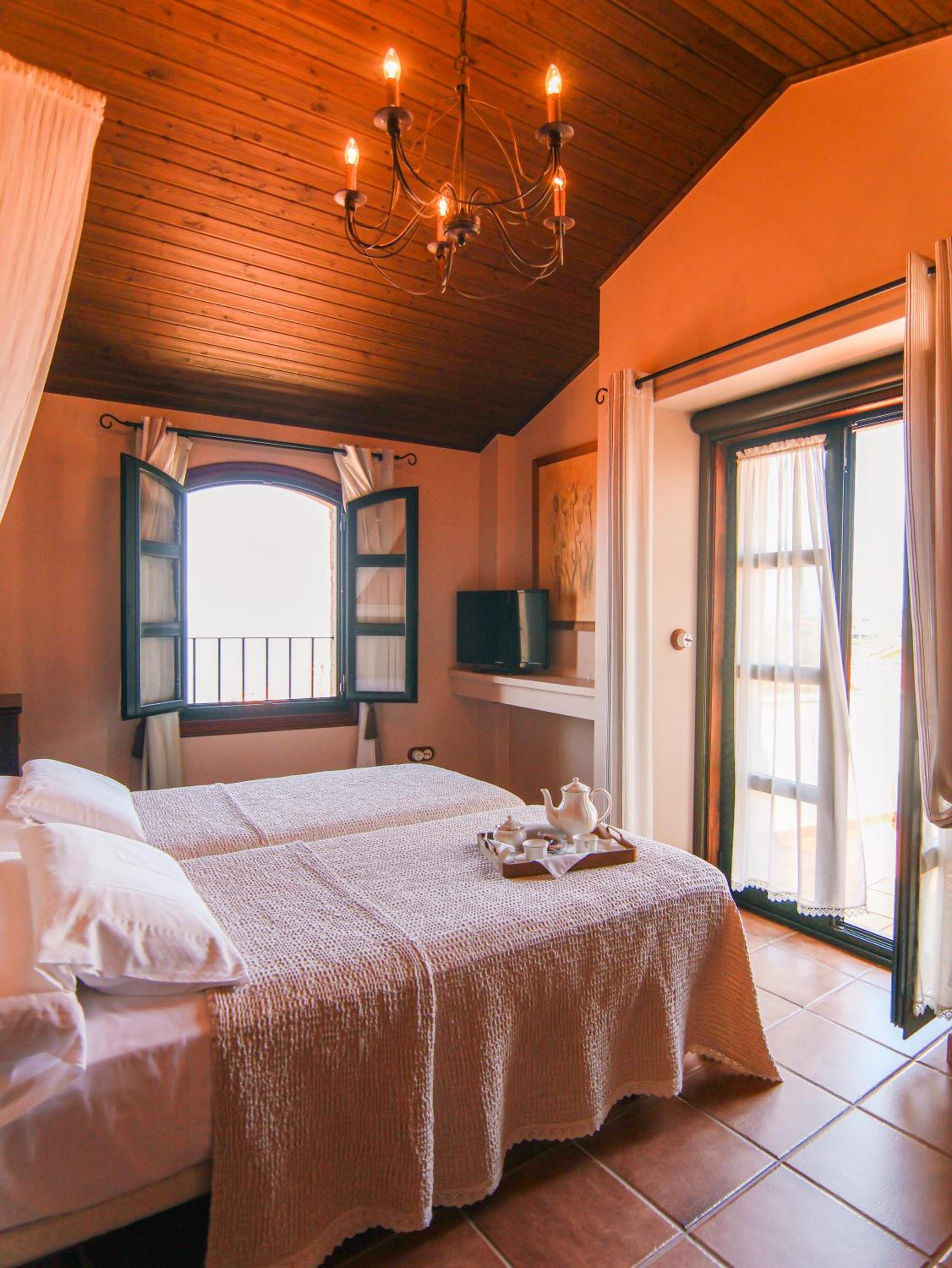 Casa Puertas Bed & Breakfast sl