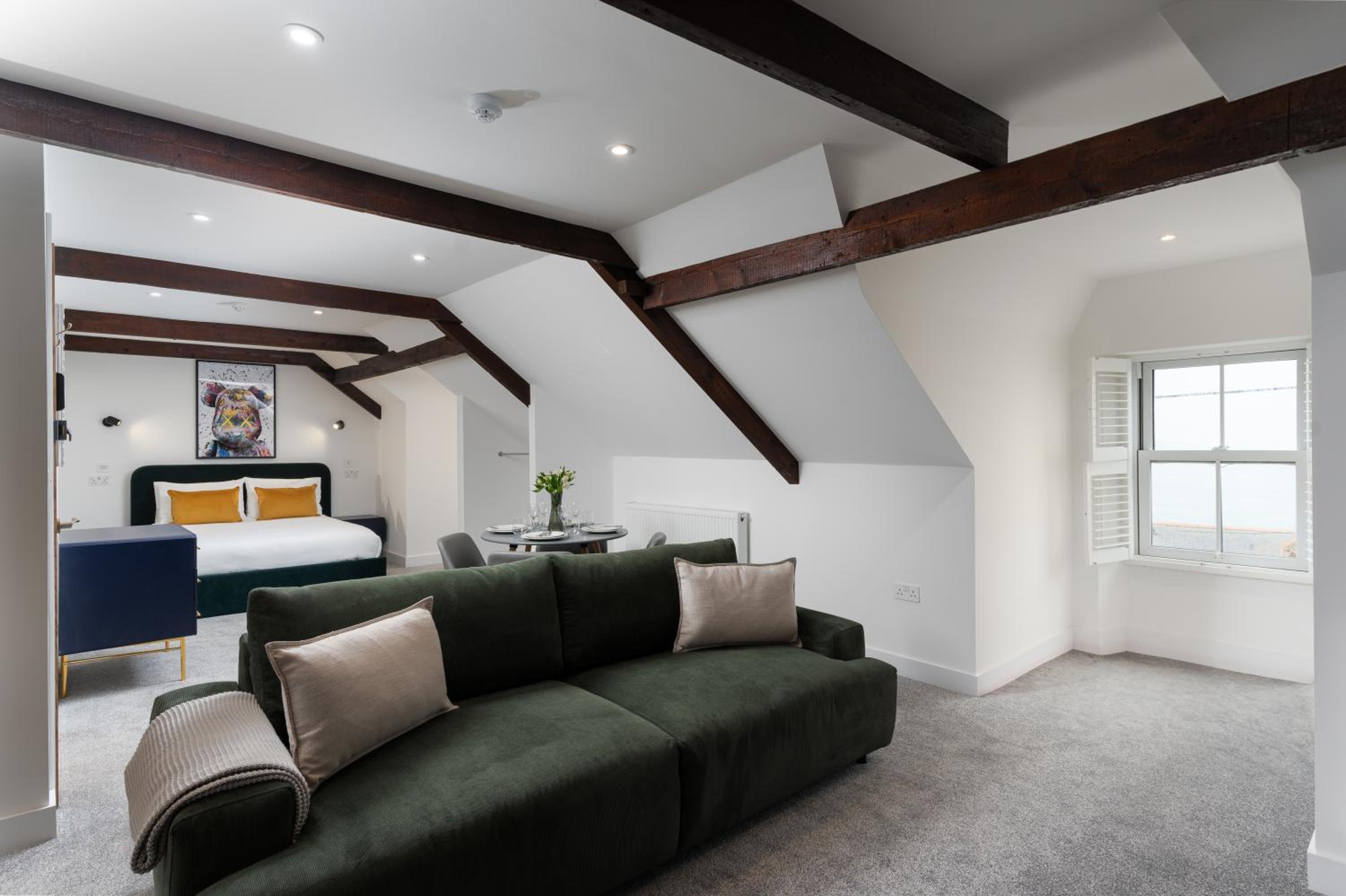 Luxury Modern Suite in Marazion with Parking view 4