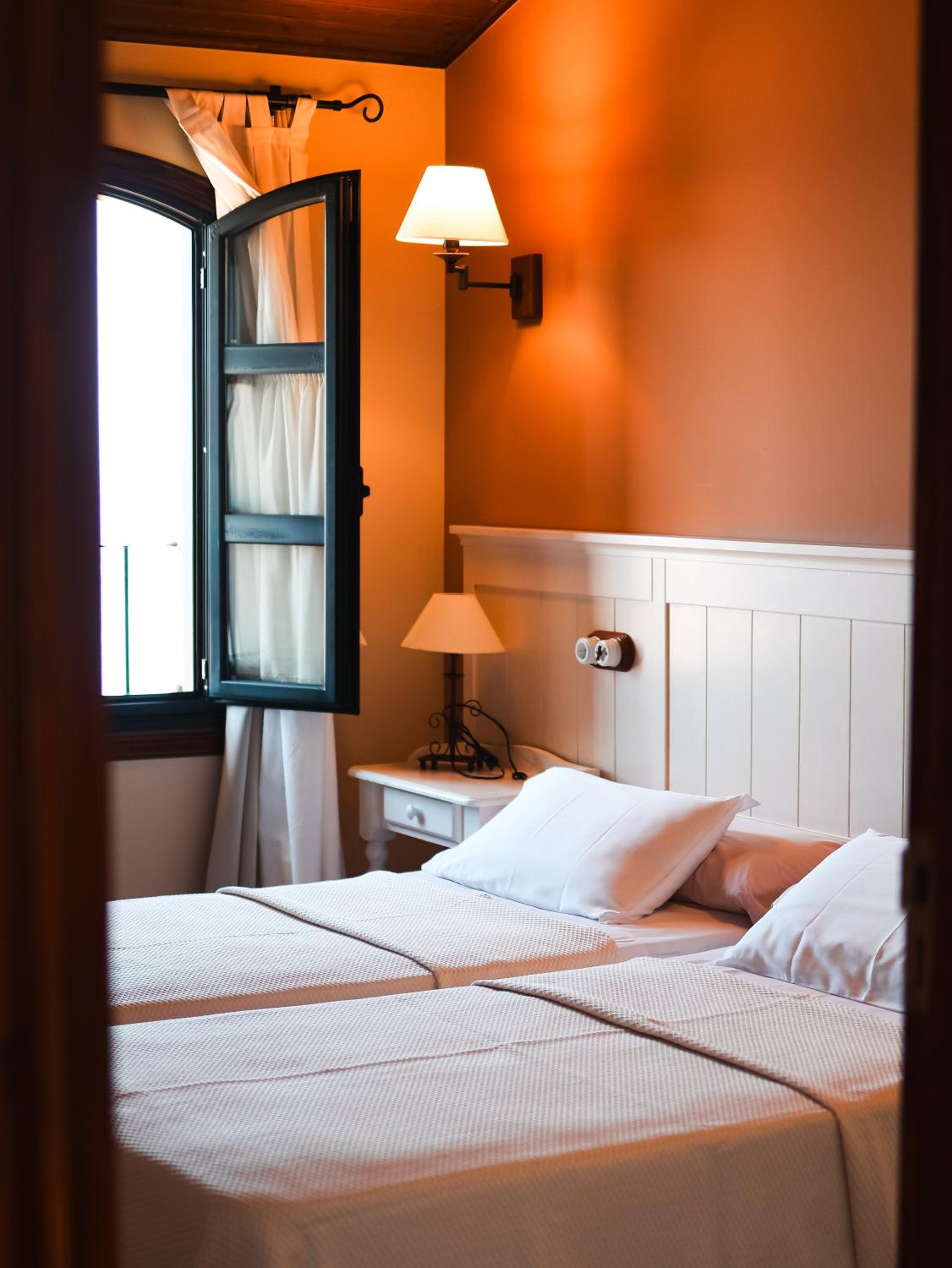 Casa Puertas Bed & Breakfast sl