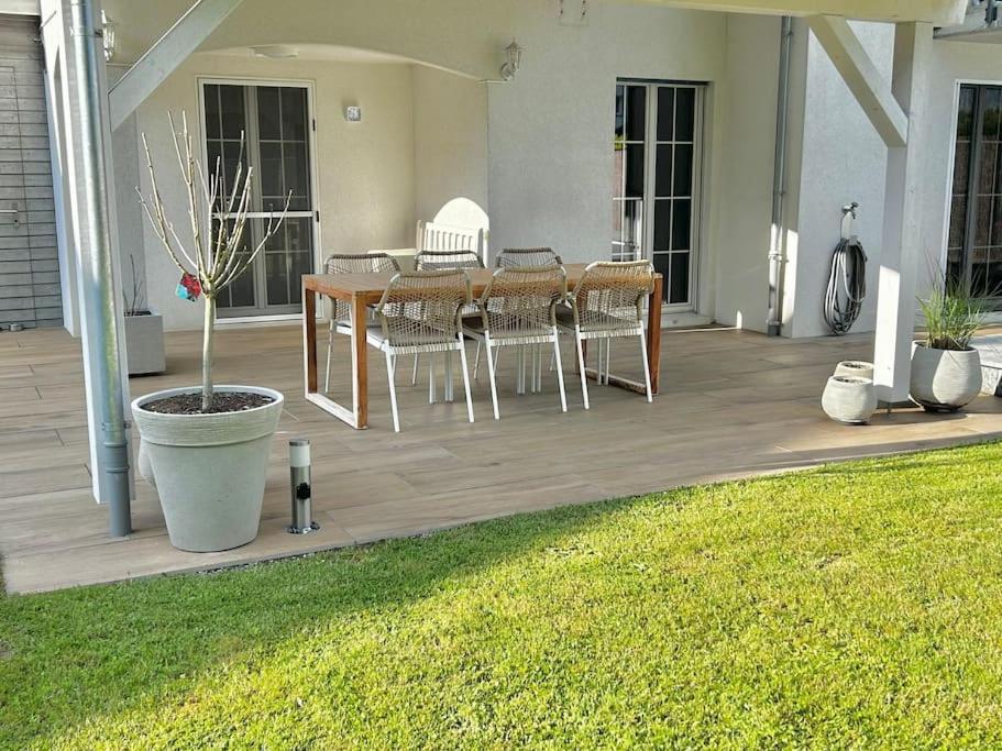 Schönes Haus mit Pool & Garten
