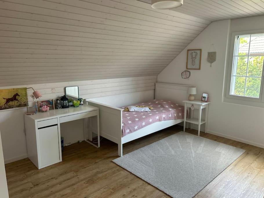 Schönes Haus mit Pool & Garten