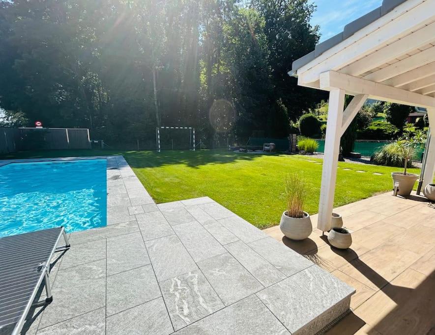 Schönes Haus mit Pool & Garten