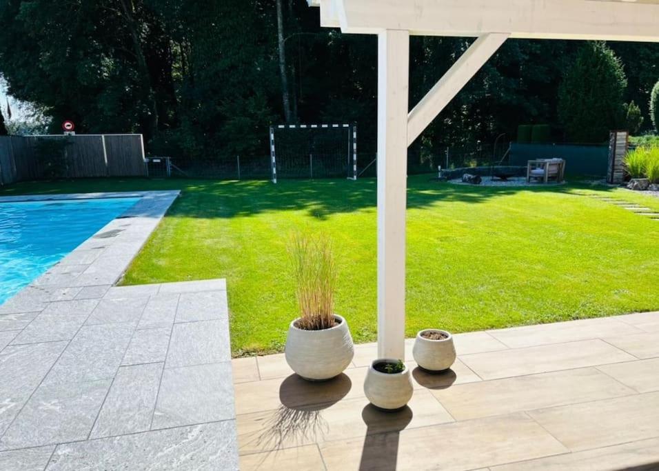 Schönes Haus mit Pool & Garten