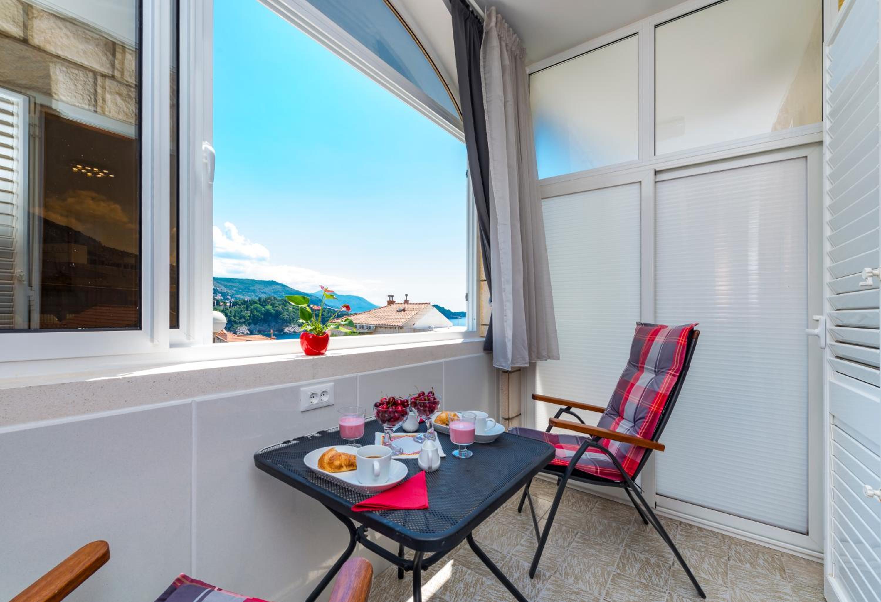 SB Apartment No 2