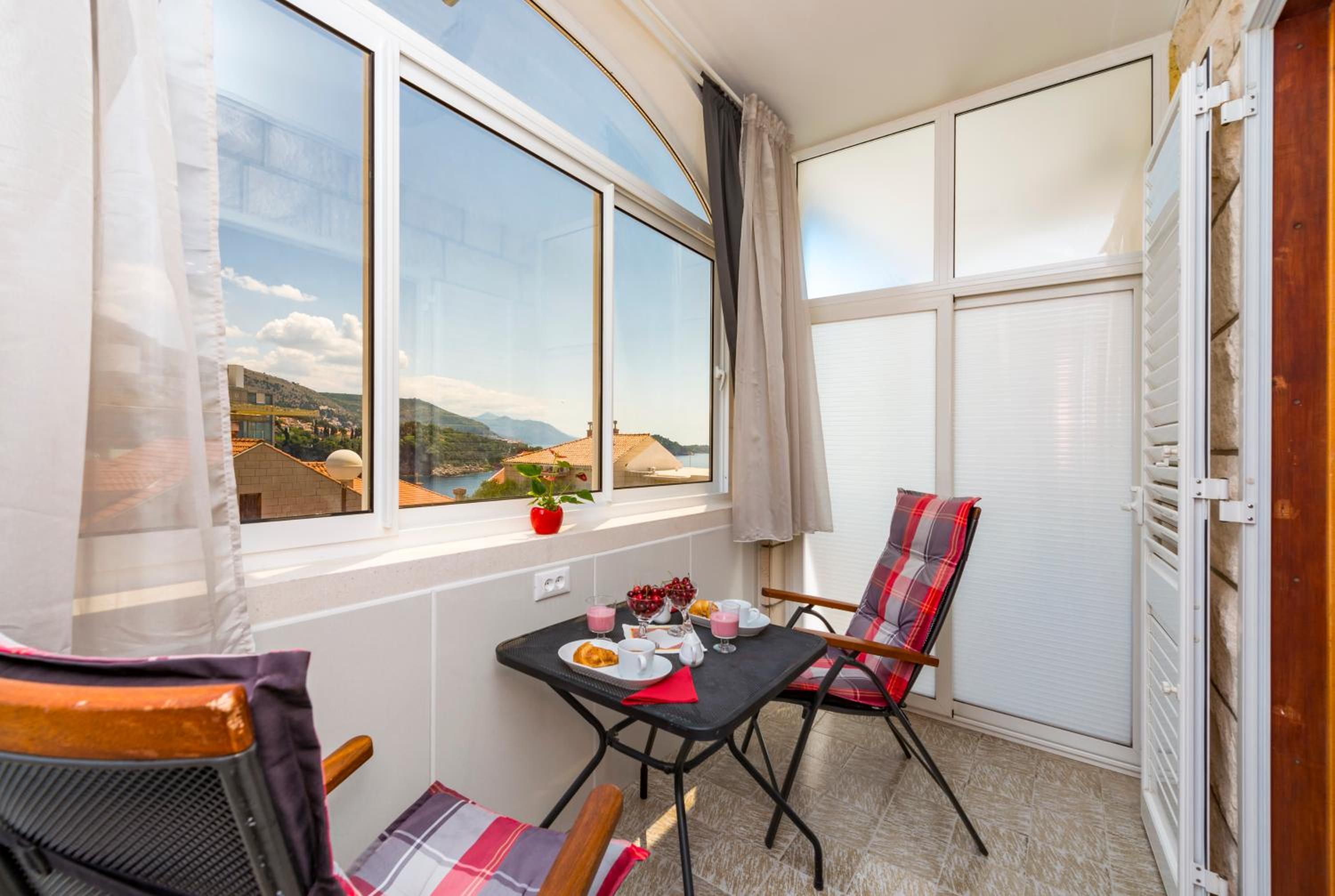 SB Apartment No 2