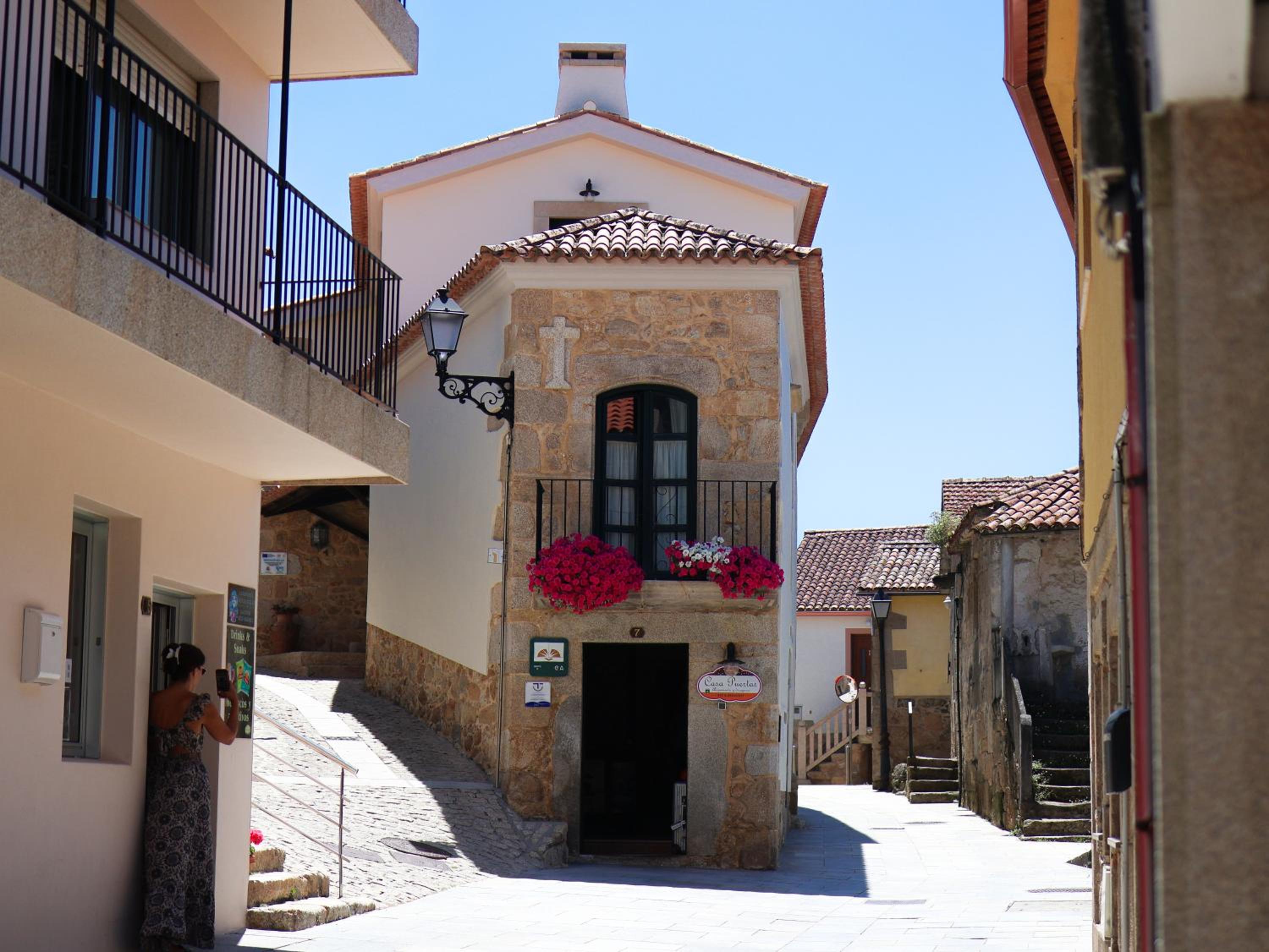 Casa Puertas Bed & Breakfast sl