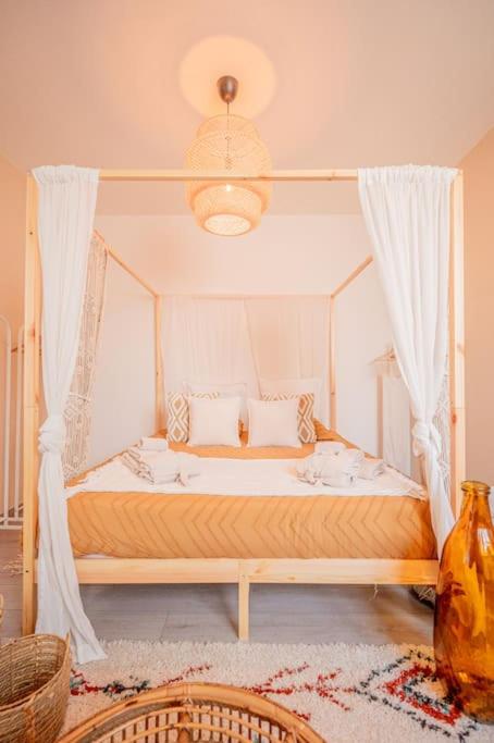 Calya Family Home in Brussels - 4 Bedrooms