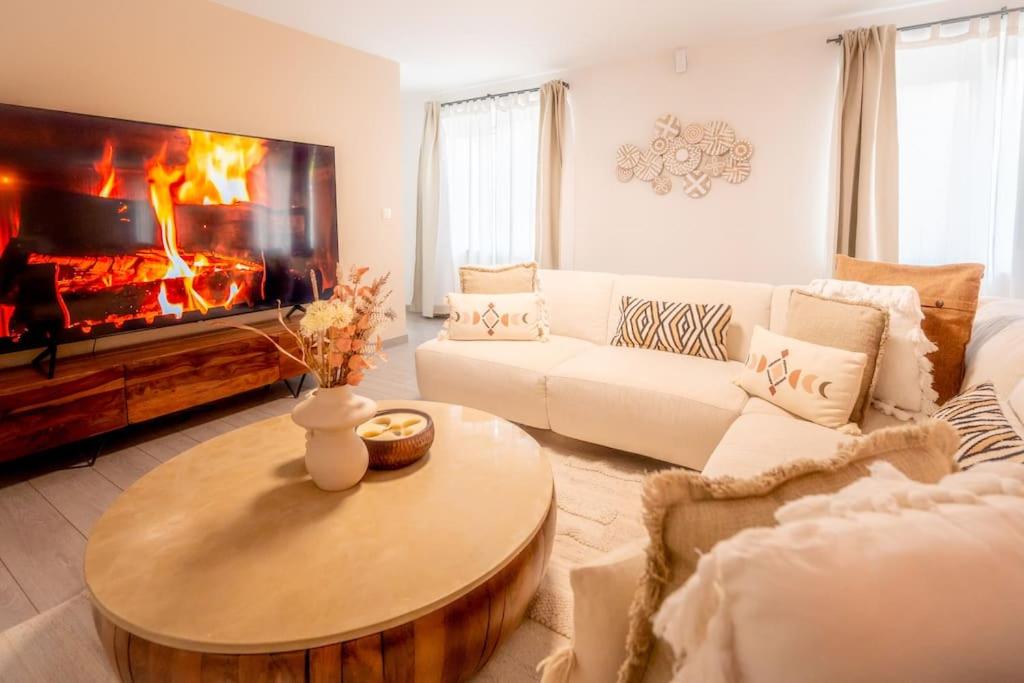 Calya Family Home in Brussels - 4 Bedrooms