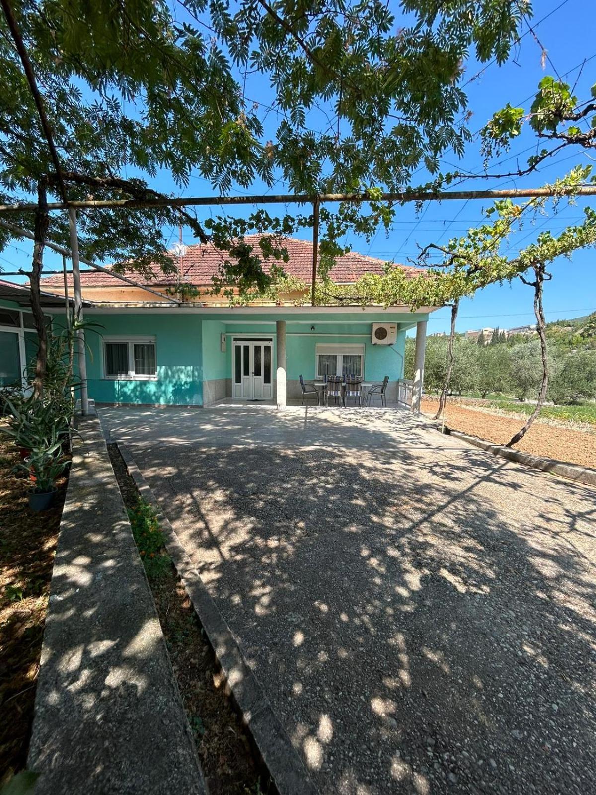 Lily Holiday House