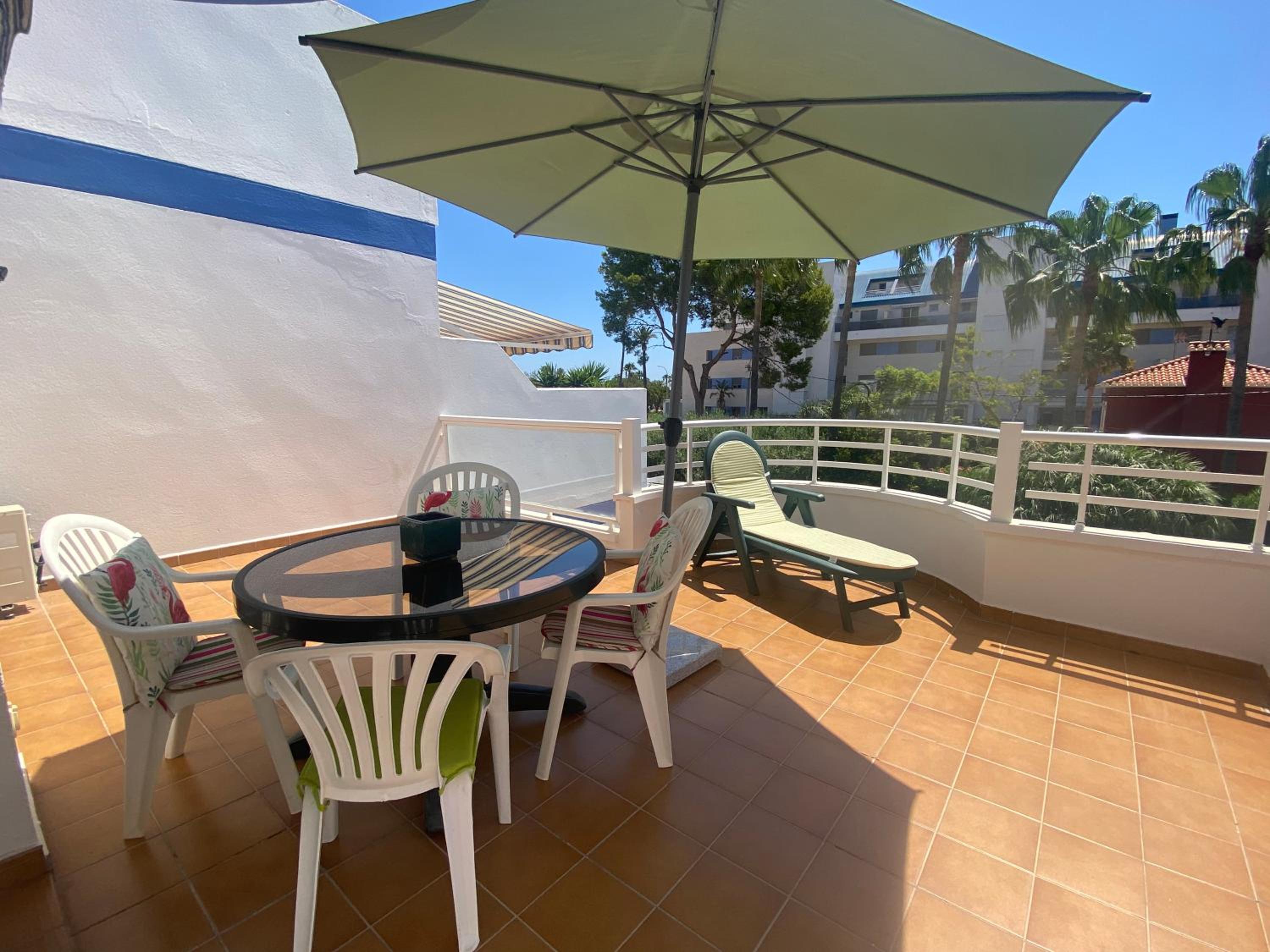 Sea Views Apartments
