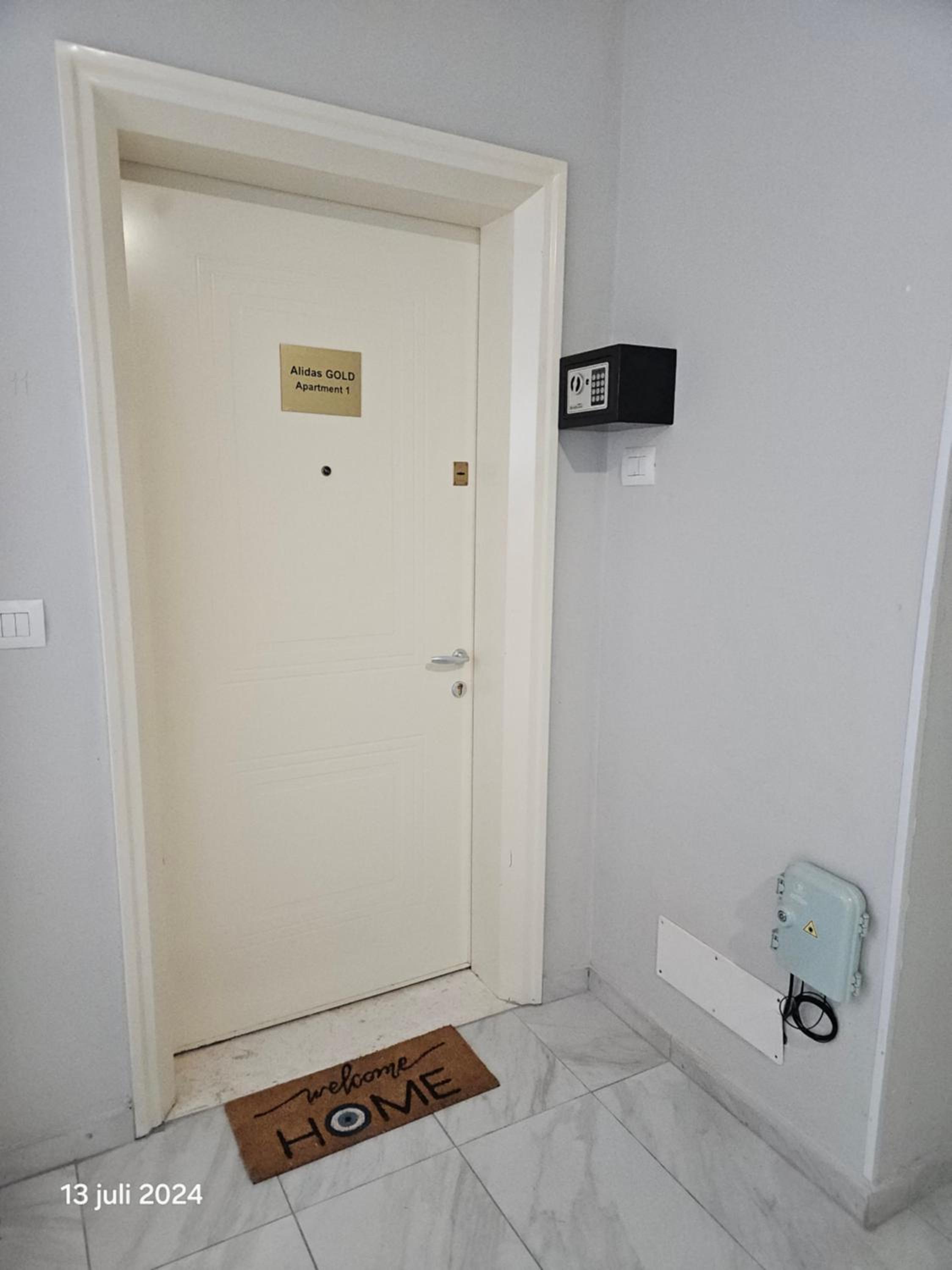 Alidas Gold Apartment 1 photo 2